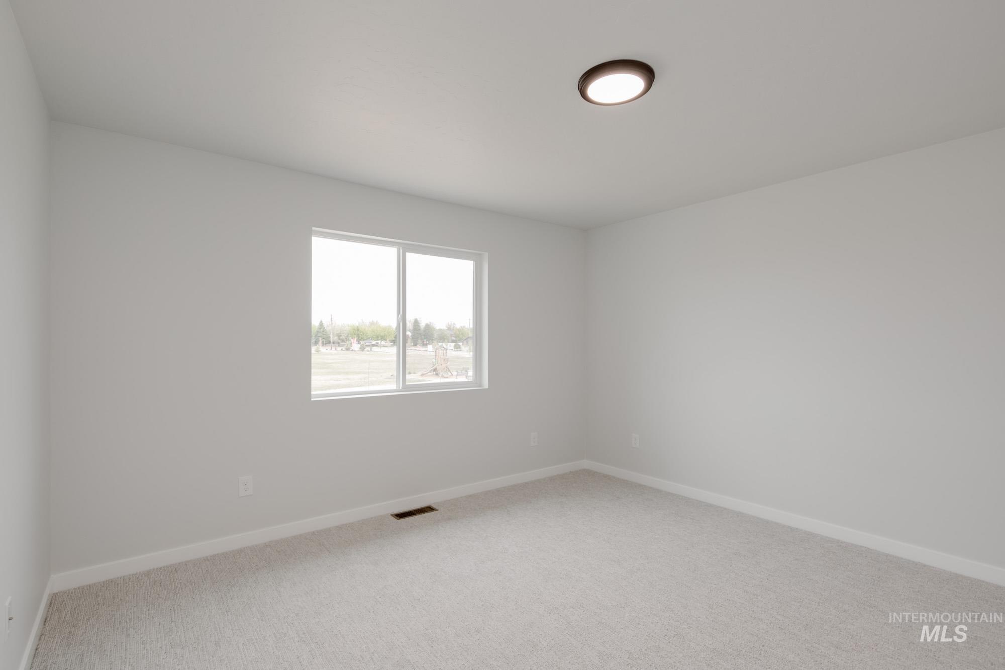 2348 W Opalite Dr Property Photo 19