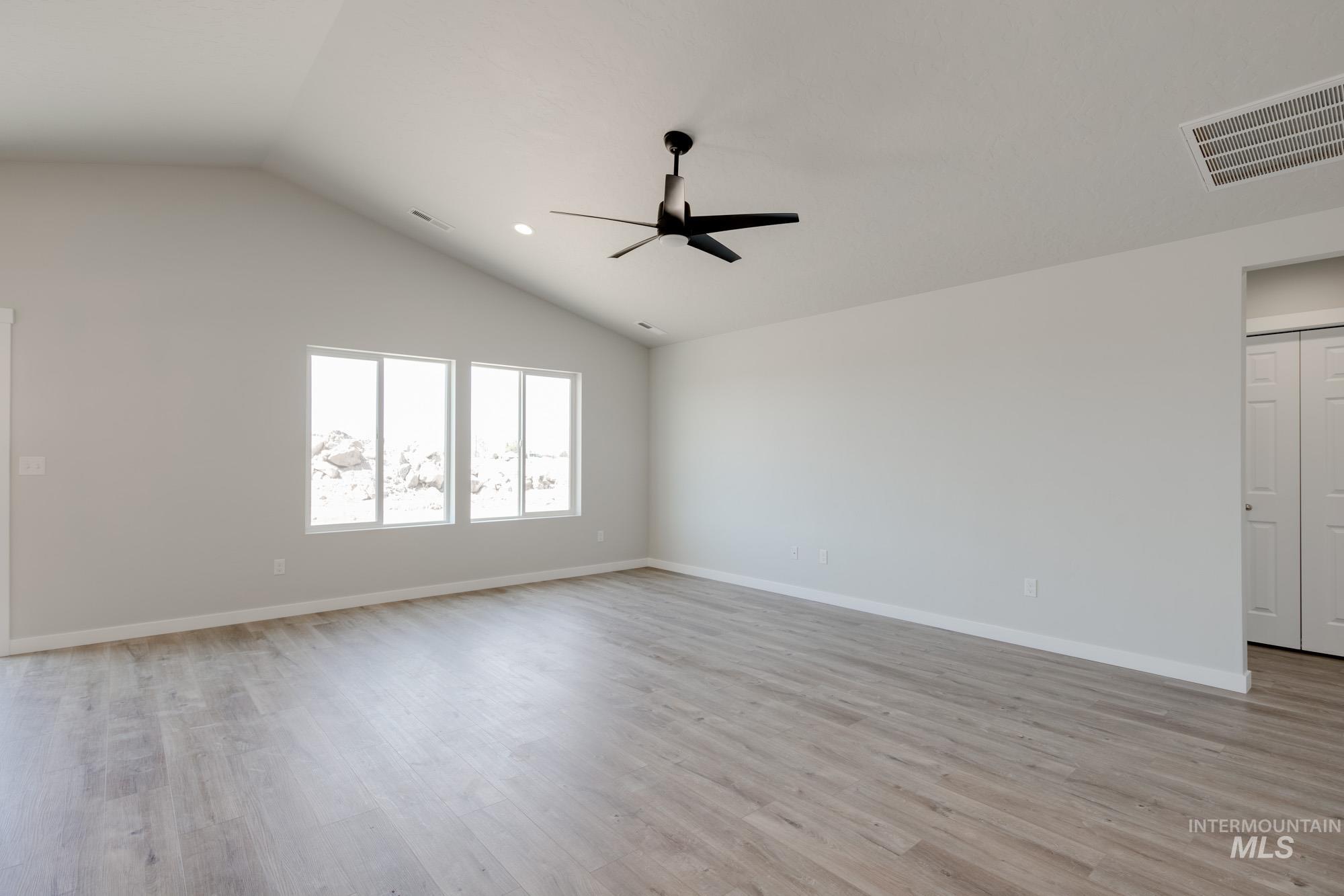 2395 W Opalite Dr Property Photo 11