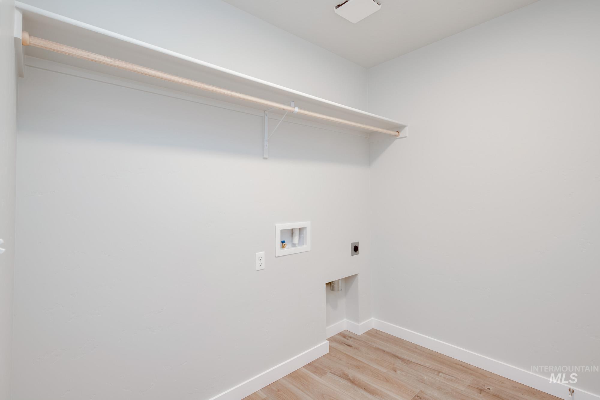 2395 W Opalite Dr Property Photo 15