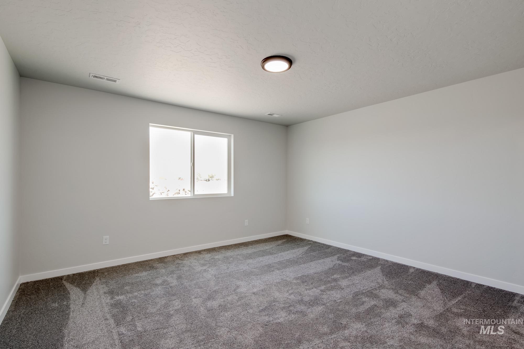 2395 W Opalite Dr Property Photo 16