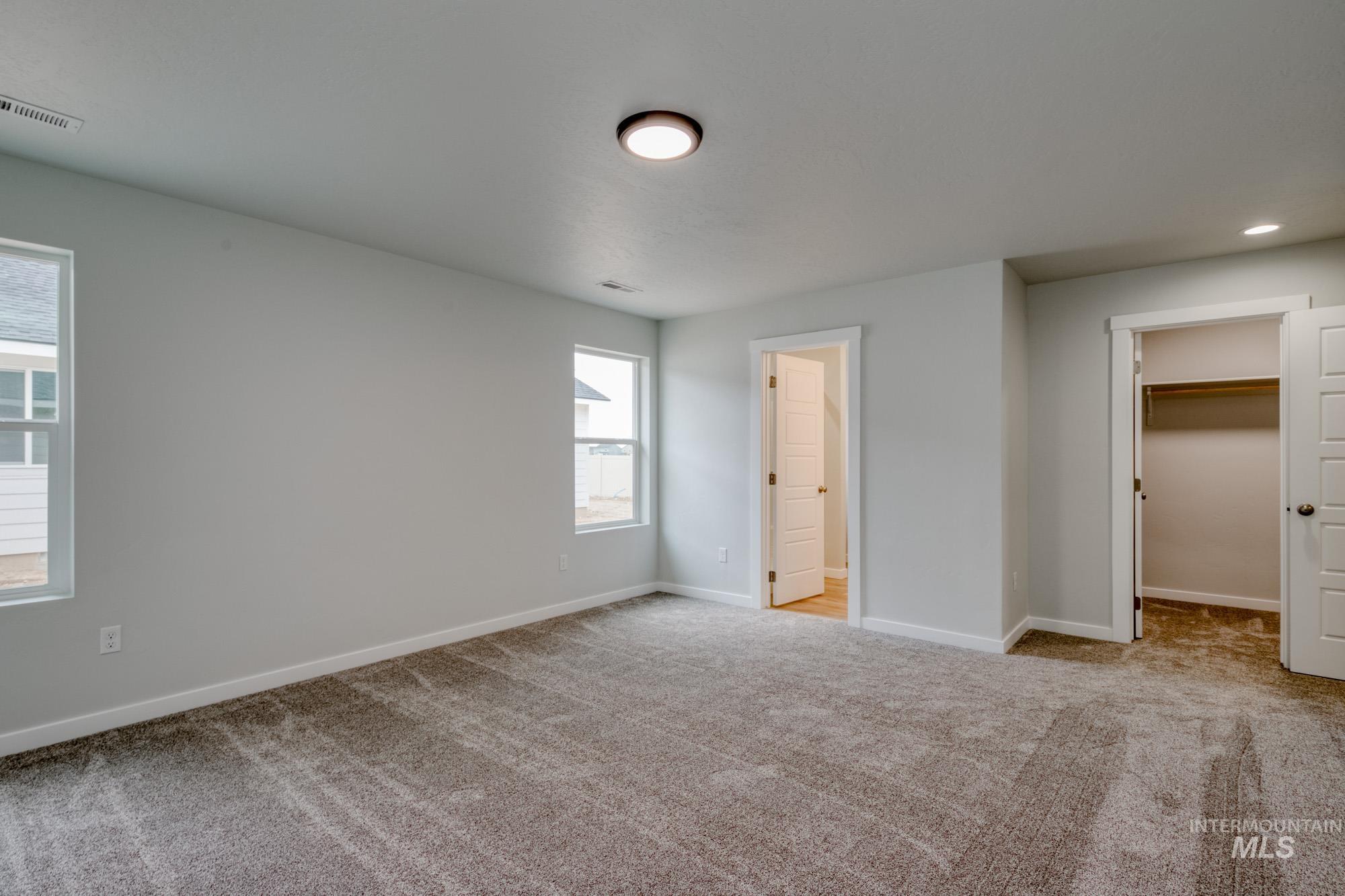 3535 W Morere Dr Property Photo 9