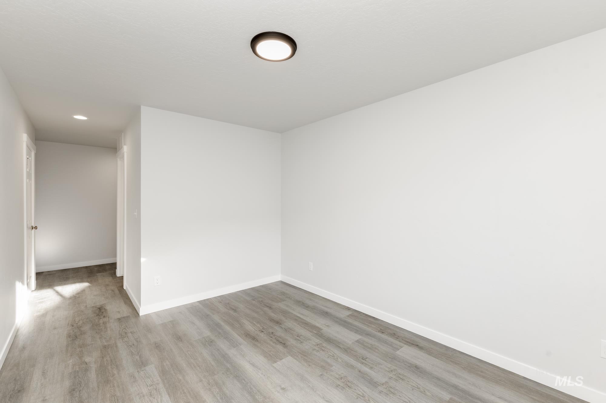 2763 E Valley Wind St Property Photo 12