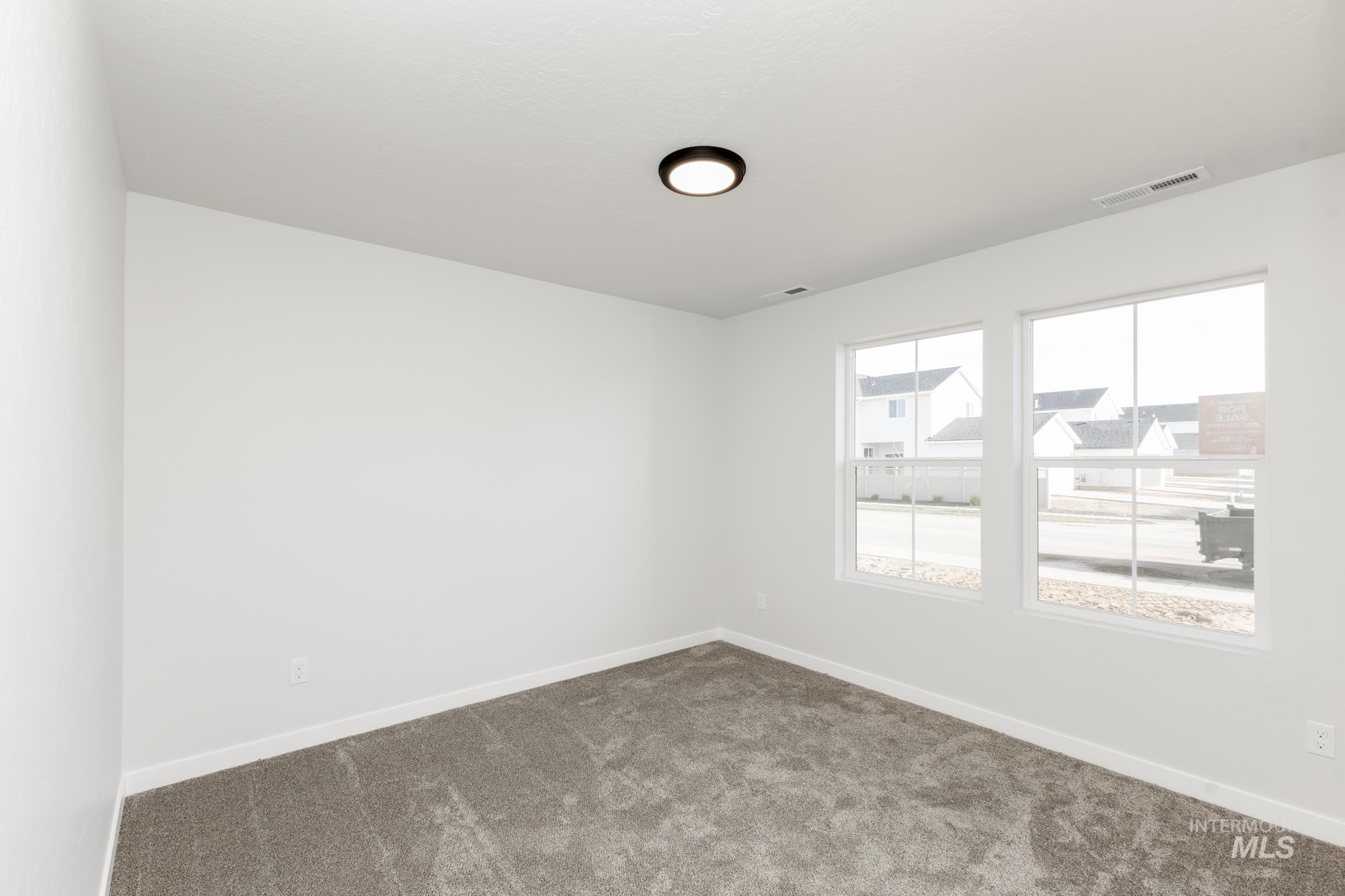 2763 E Valley Wind St Property Photo 14