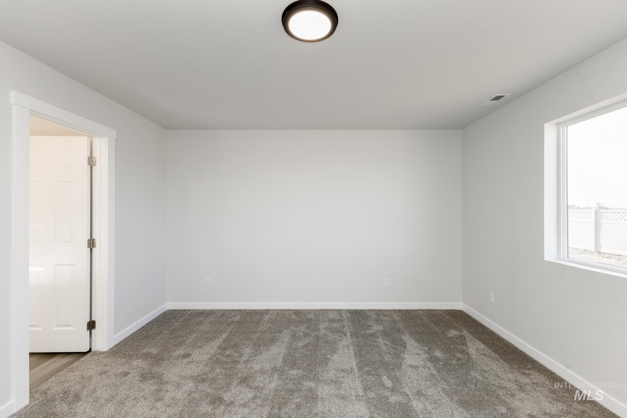 2763 E Valley Wind St Property Photo 18