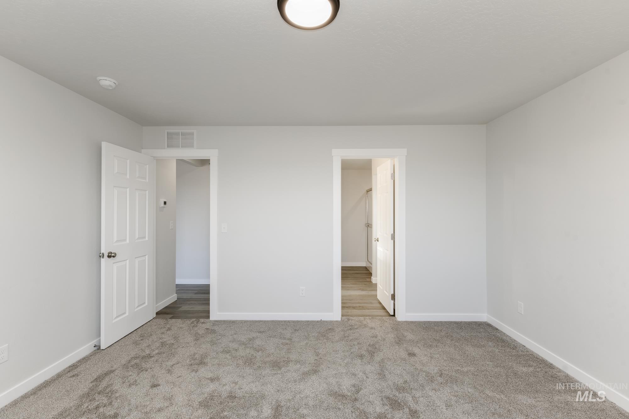 2763 E Valley Wind St Property Photo 19