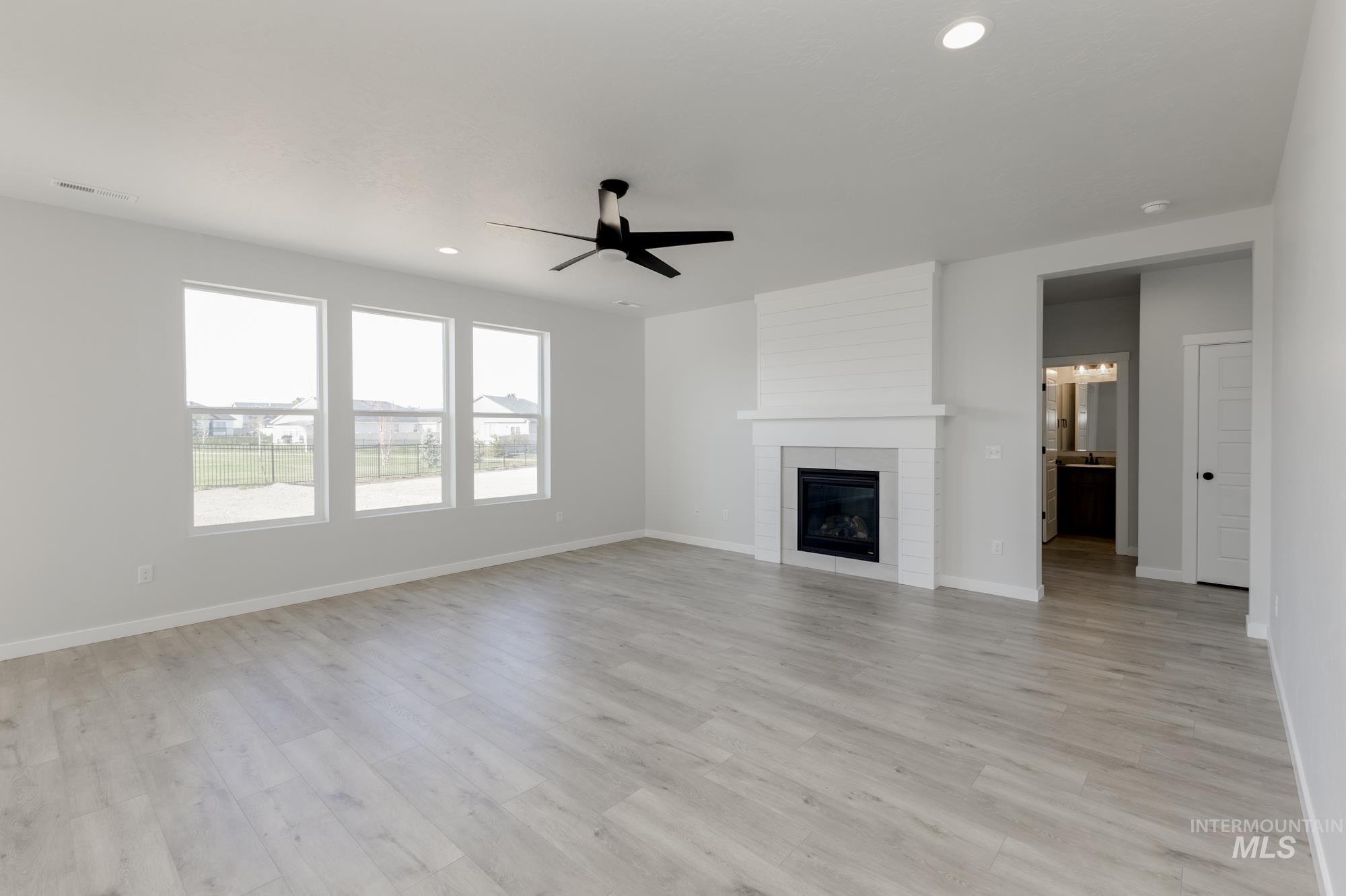 1201 W Pendulum Cove Dr Property Photo 8