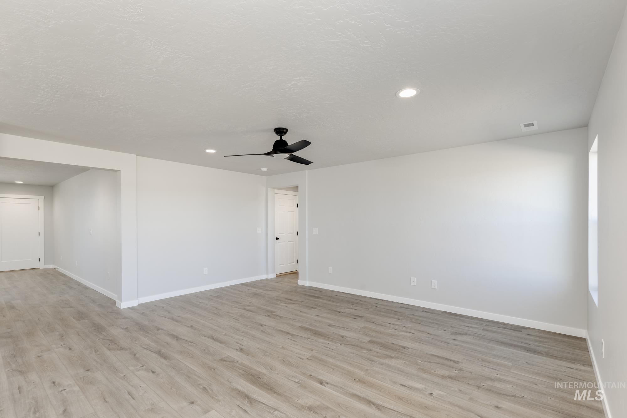 8381 S Sansa Ave Property Photo 11