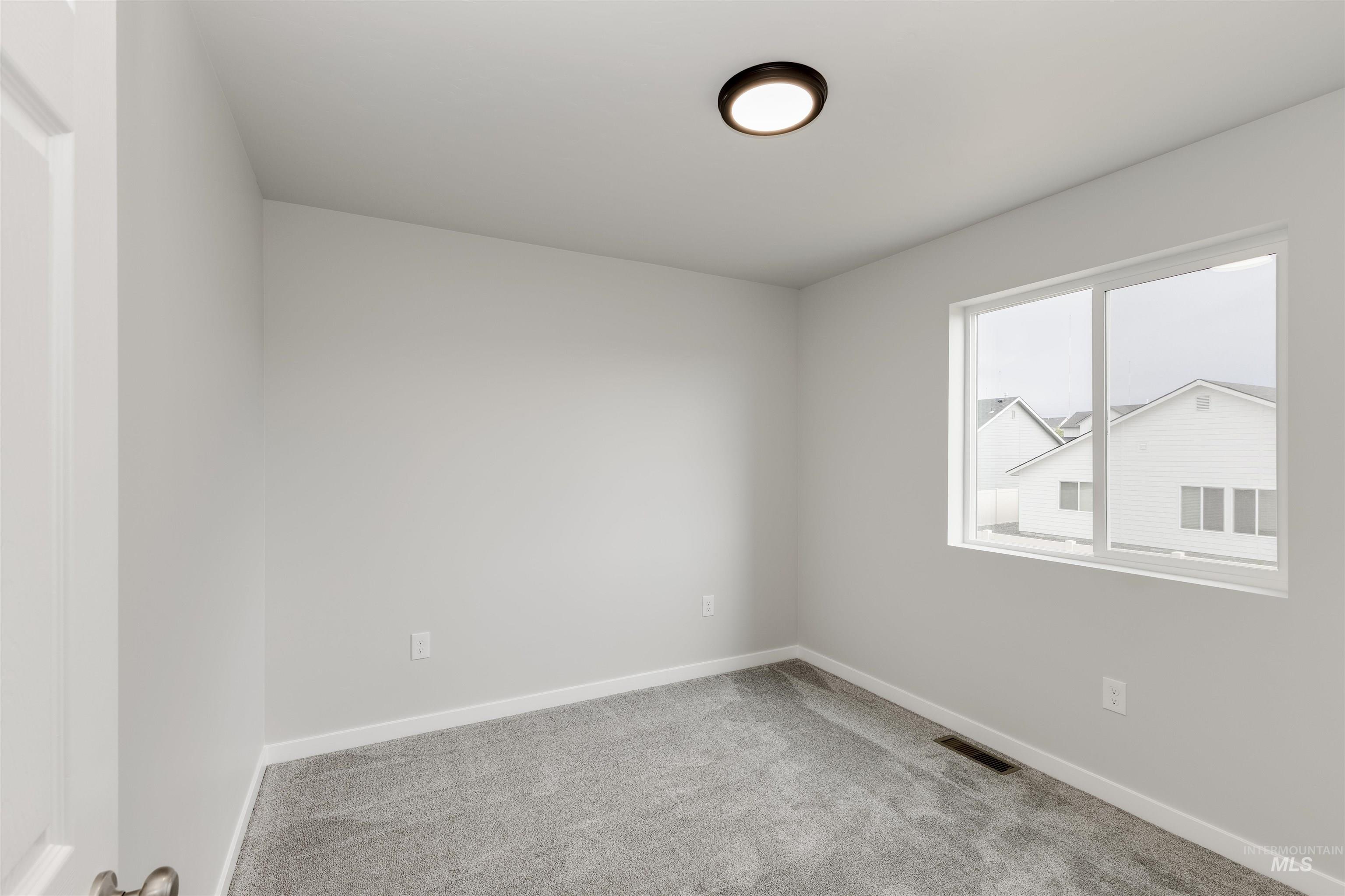 1378 W Crooked River Dr Property Photo 14