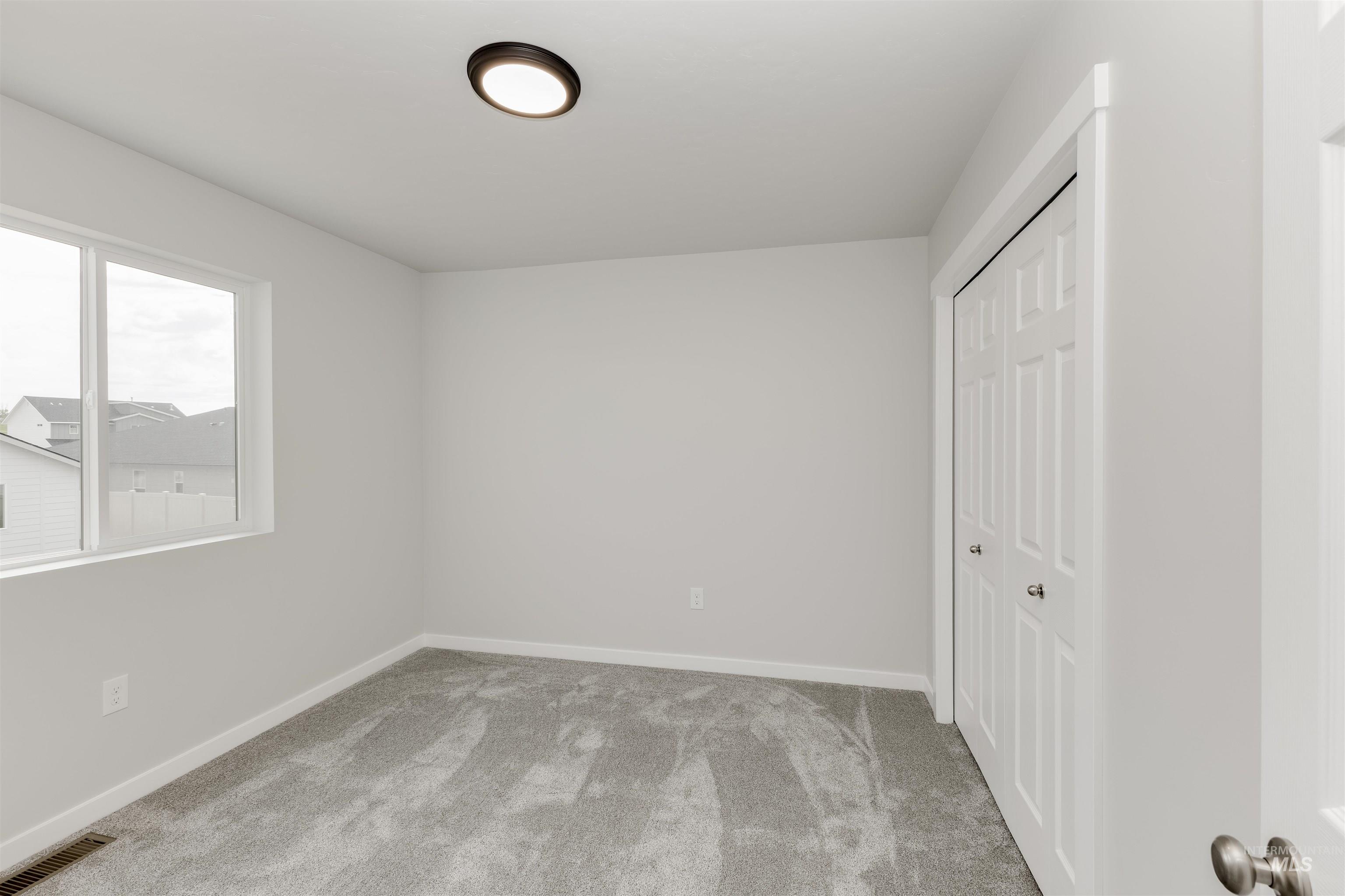 1378 W Crooked River Dr Property Photo 15