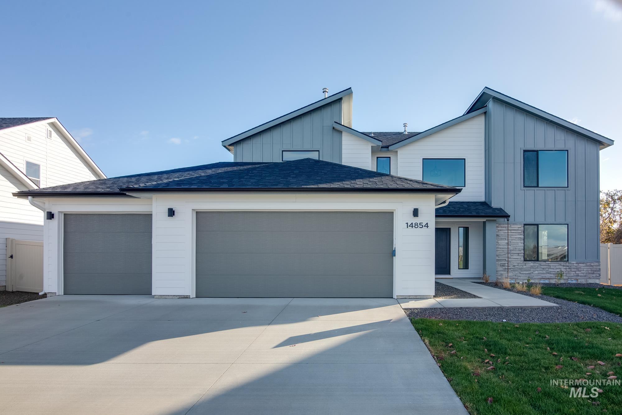 16804 Dunning Way Property Photo 1