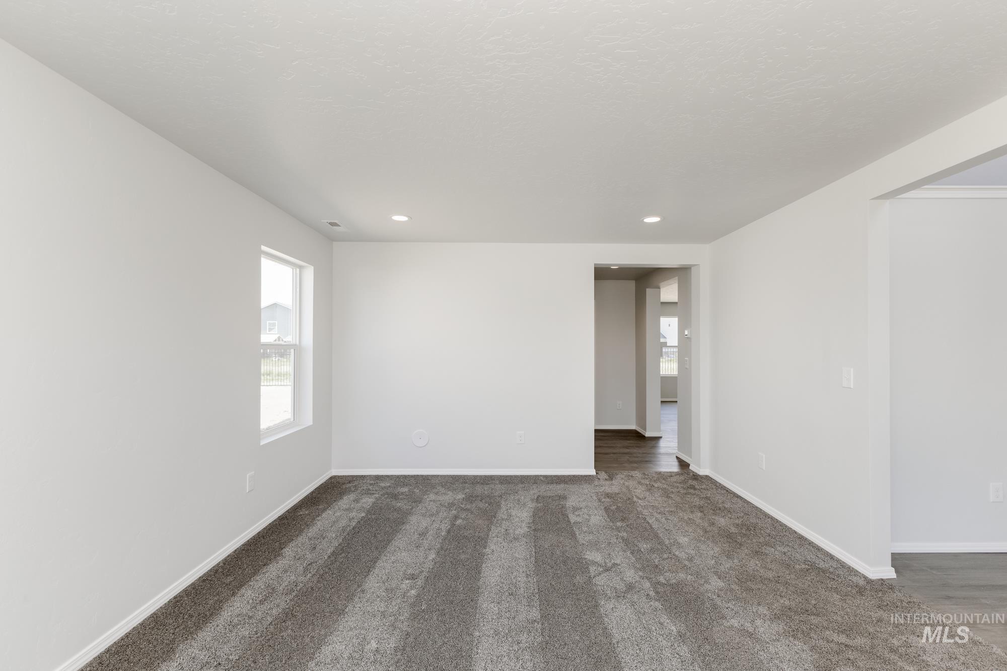 16804 Dunning Way Property Photo 8