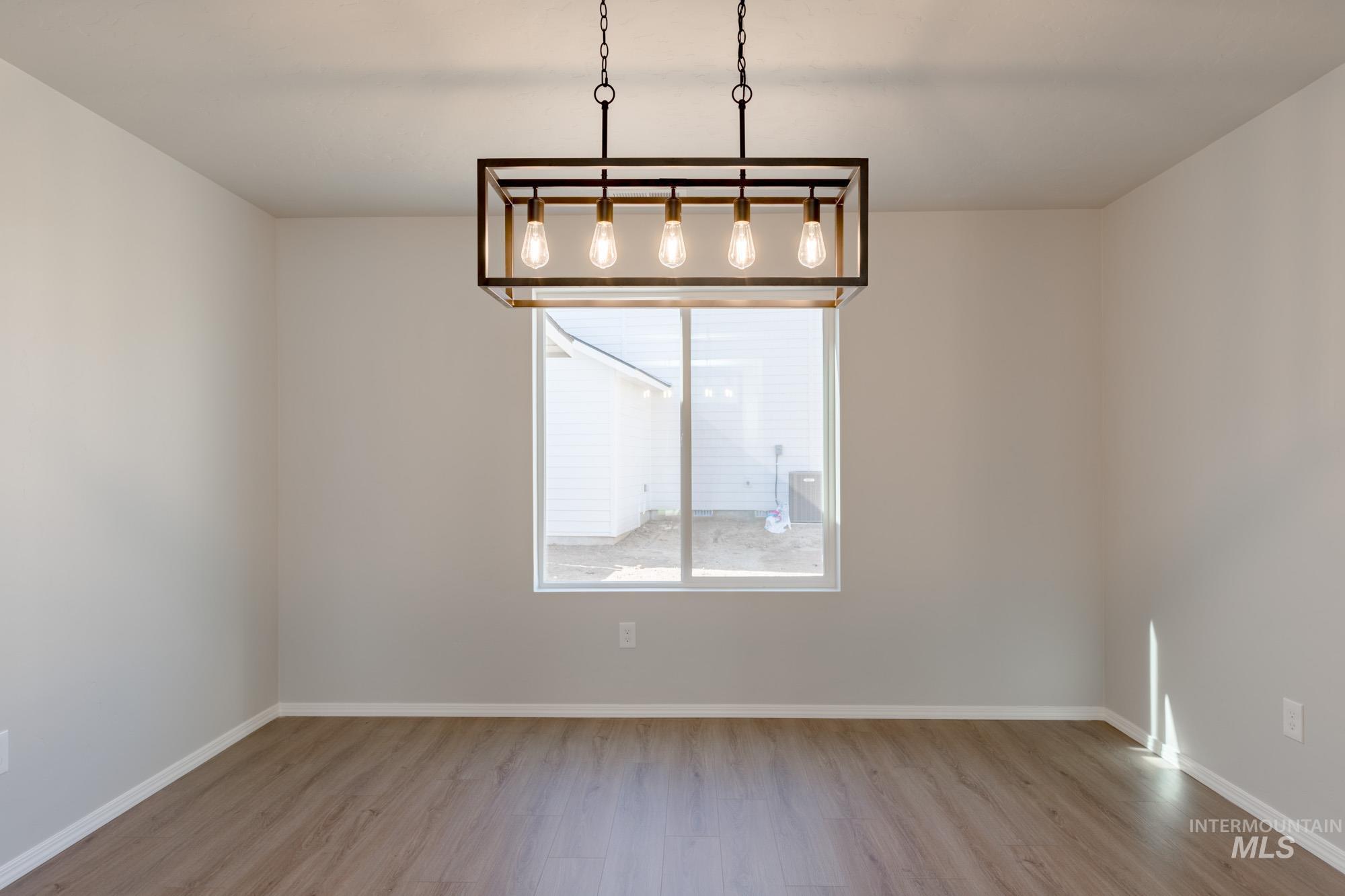 16804 Dunning Way Property Photo 11