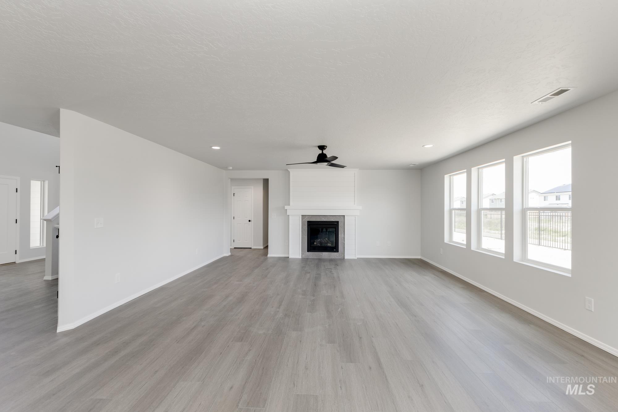 16804 Dunning Way Property Photo 12