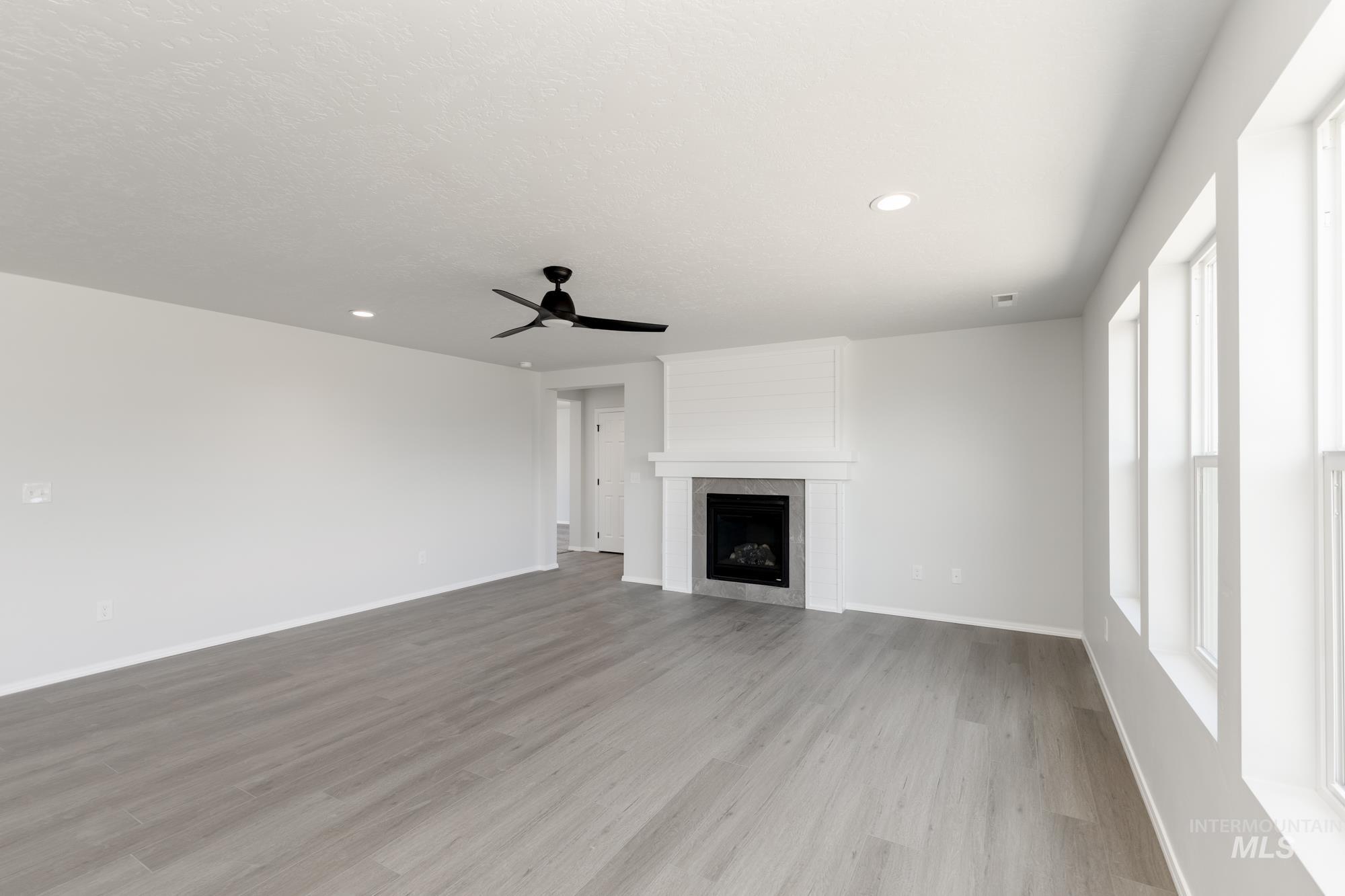 16804 Dunning Way Property Photo 14