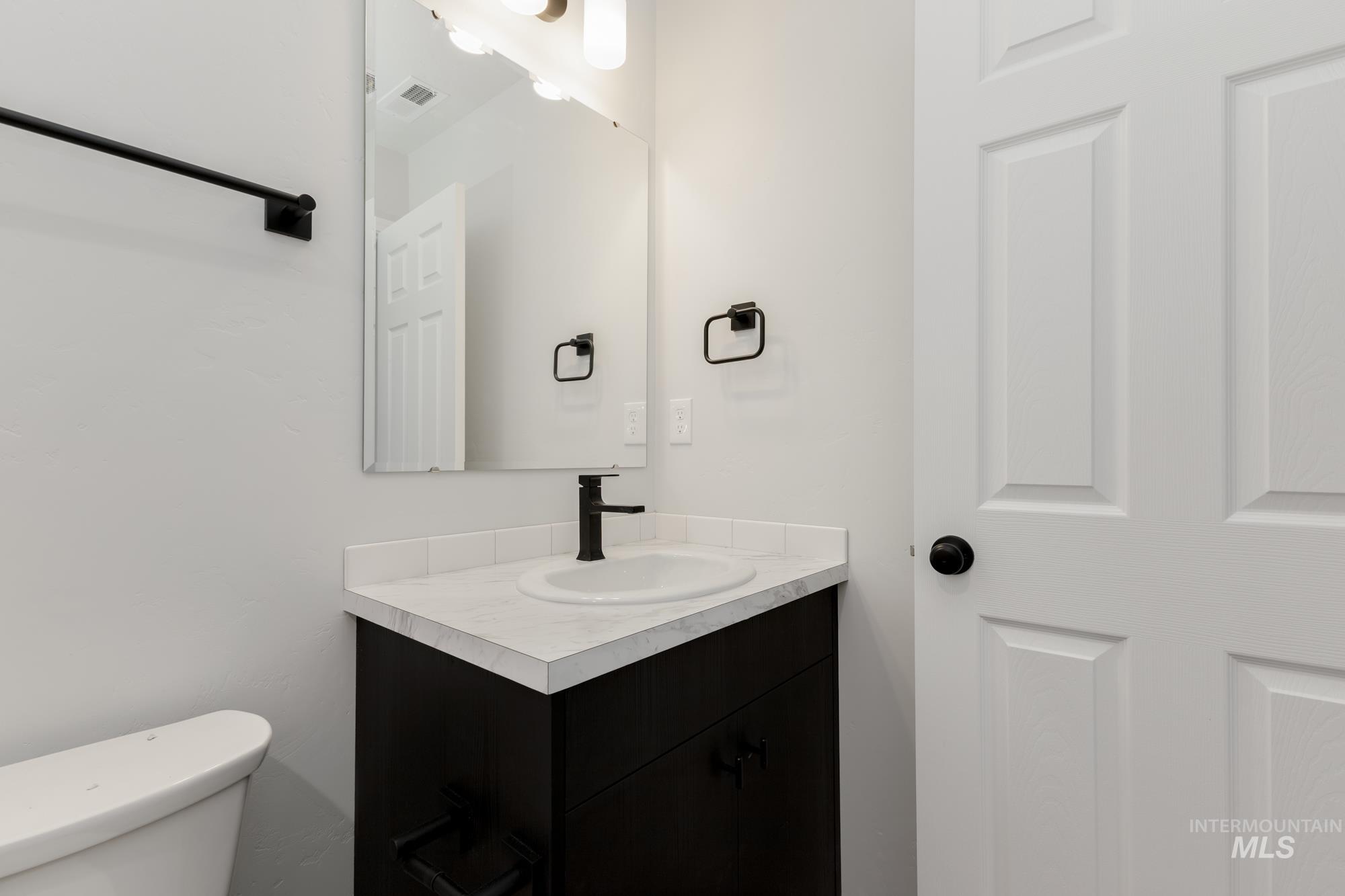16804 Dunning Way Property Photo 17