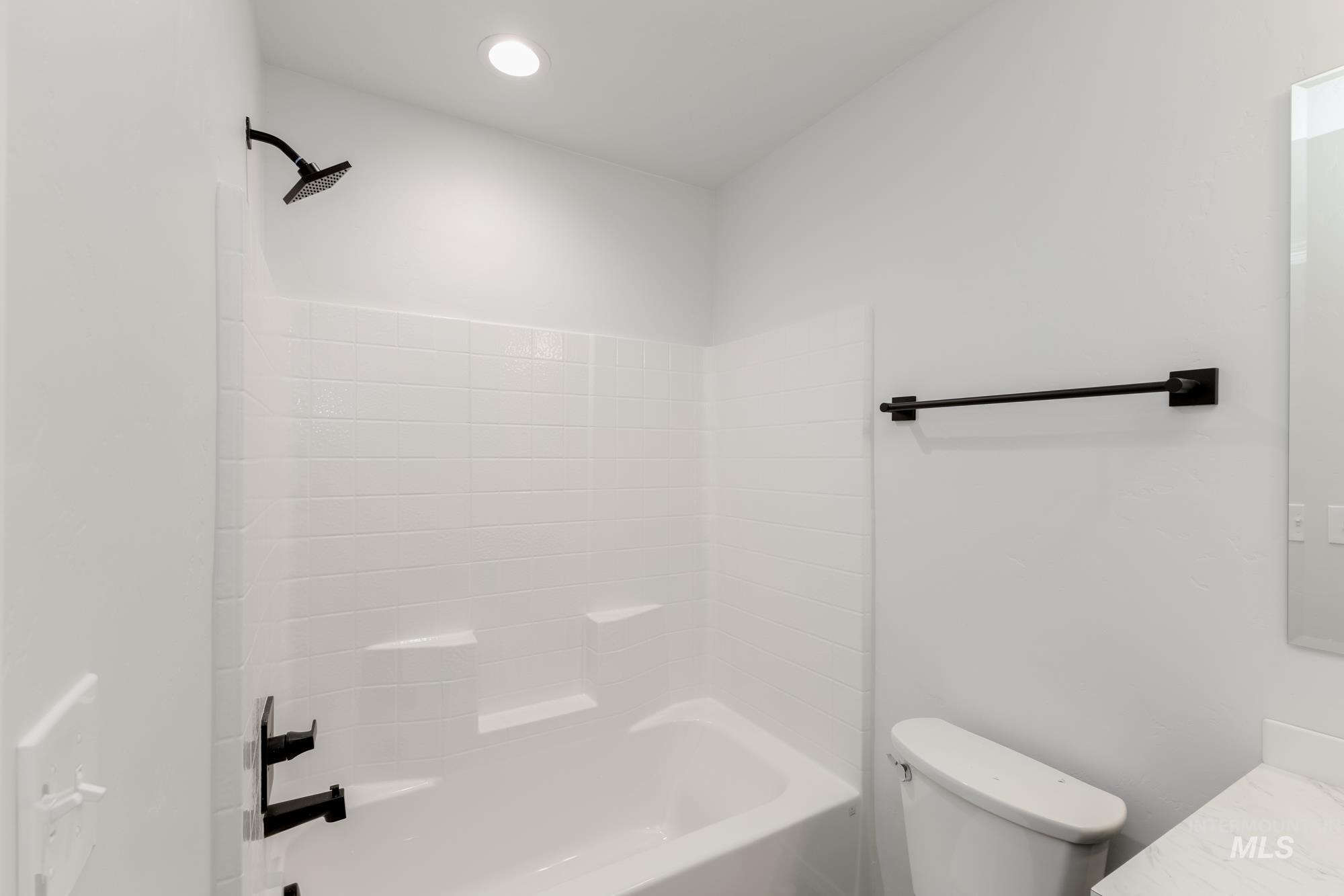 16804 Dunning Way Property Photo 18
