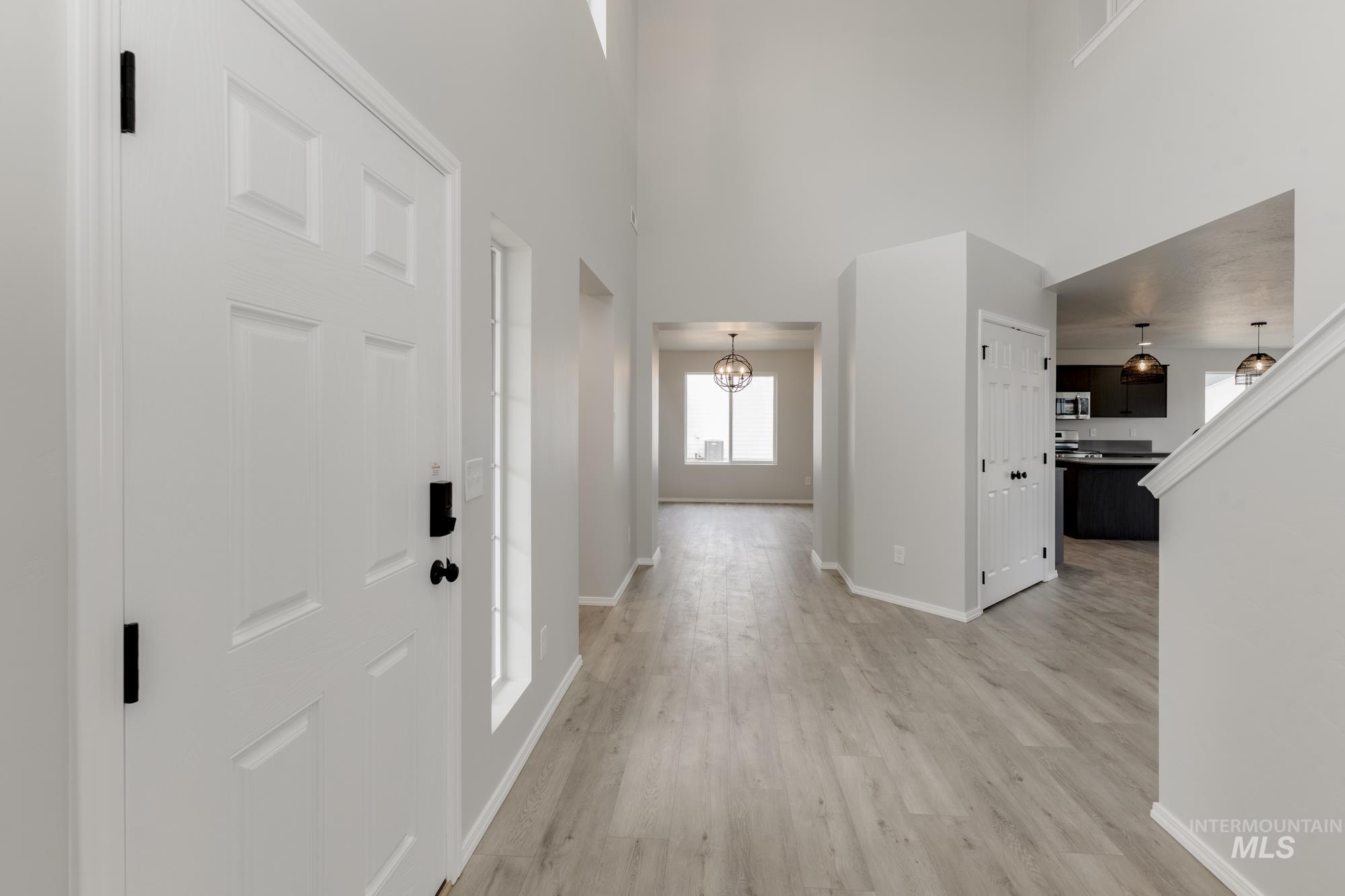 16860 Dunning Way Property Photo 9