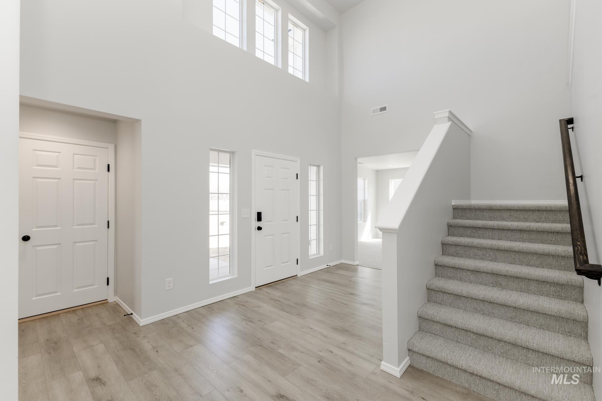 11075 W Windmill Way Property Photo 2