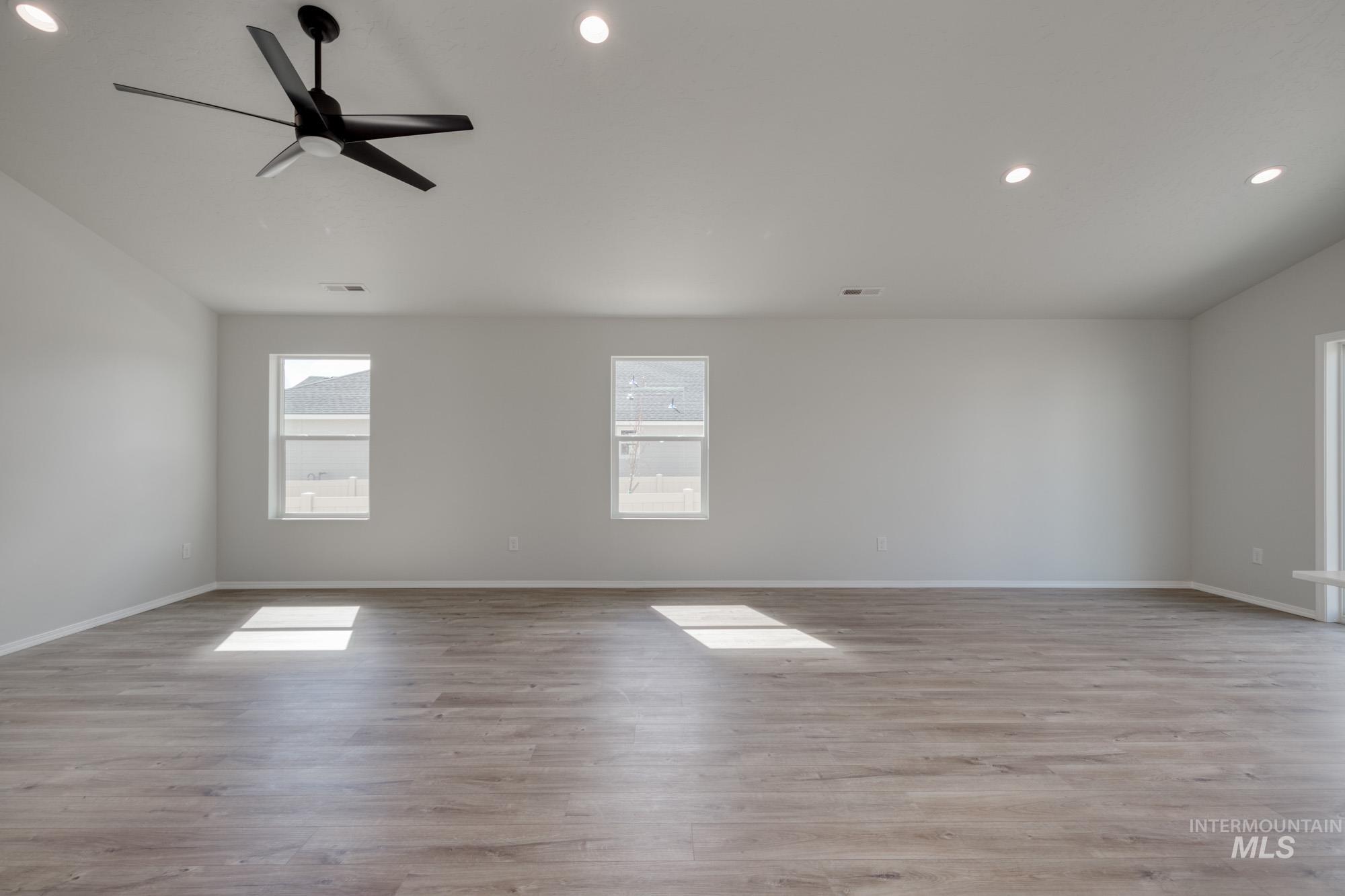 15427 Ivybridge Way Property Photo 11