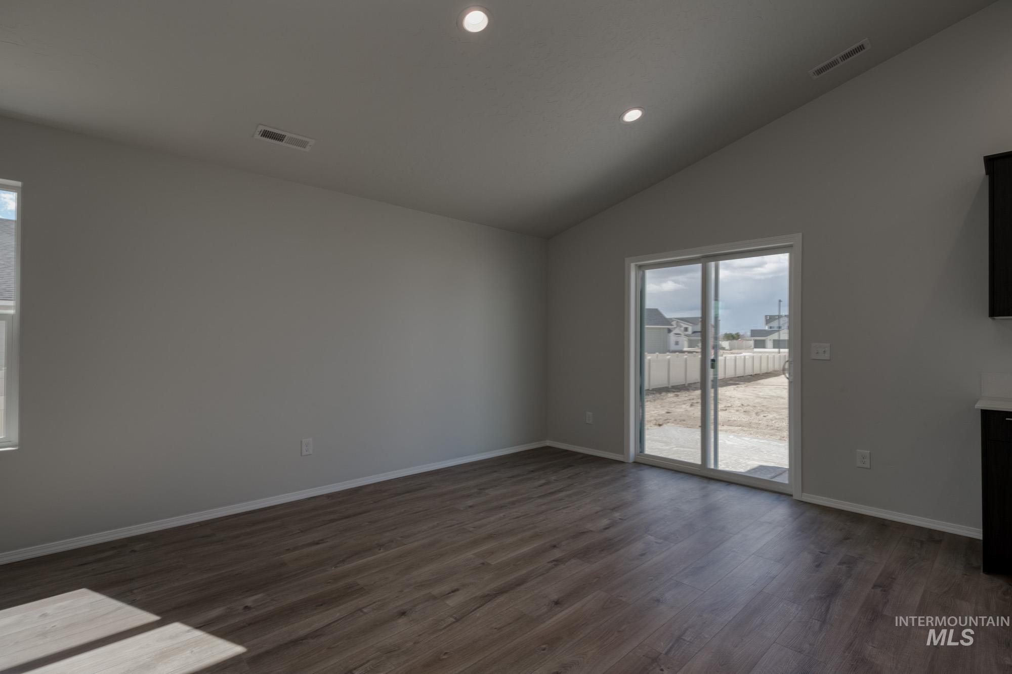15427 Ivybridge Way Property Photo 17