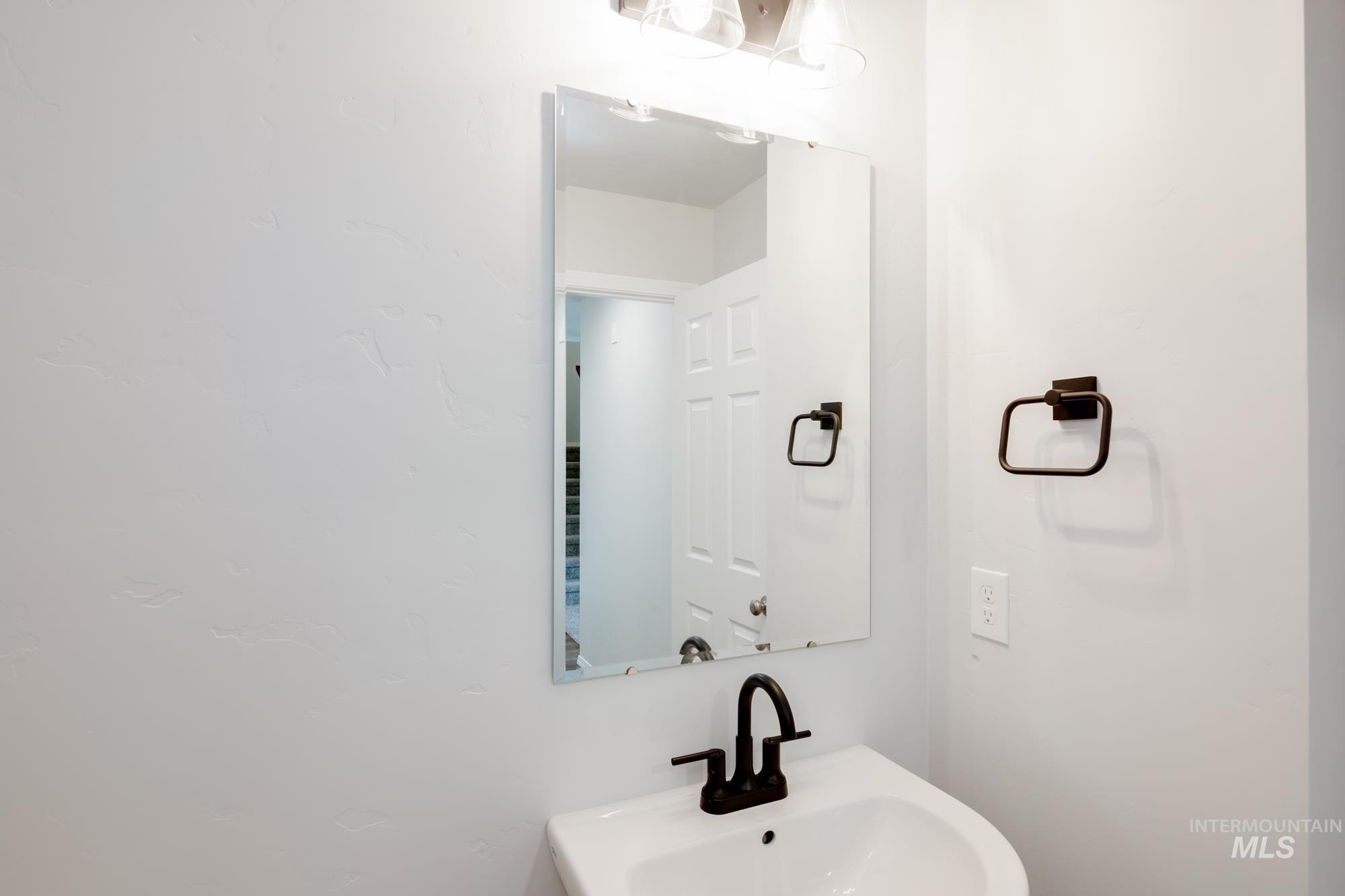 12651 Kinsella St Property Photo 12