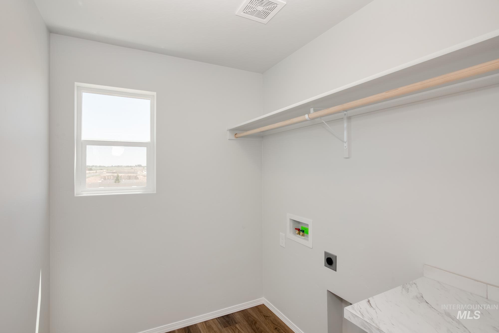 12651 Kinsella St Property Photo 19