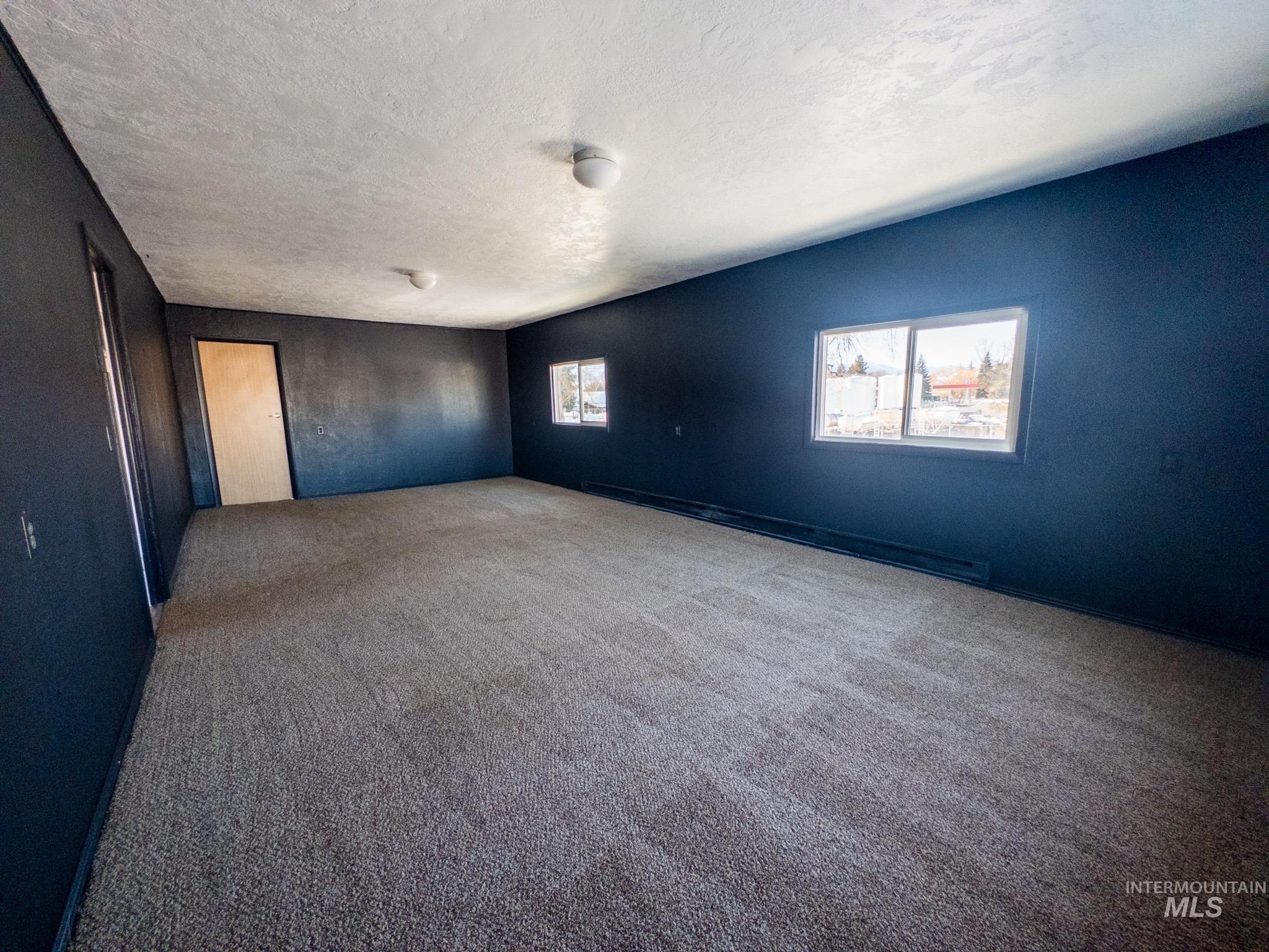 140 S Railroad St Property Photo 24