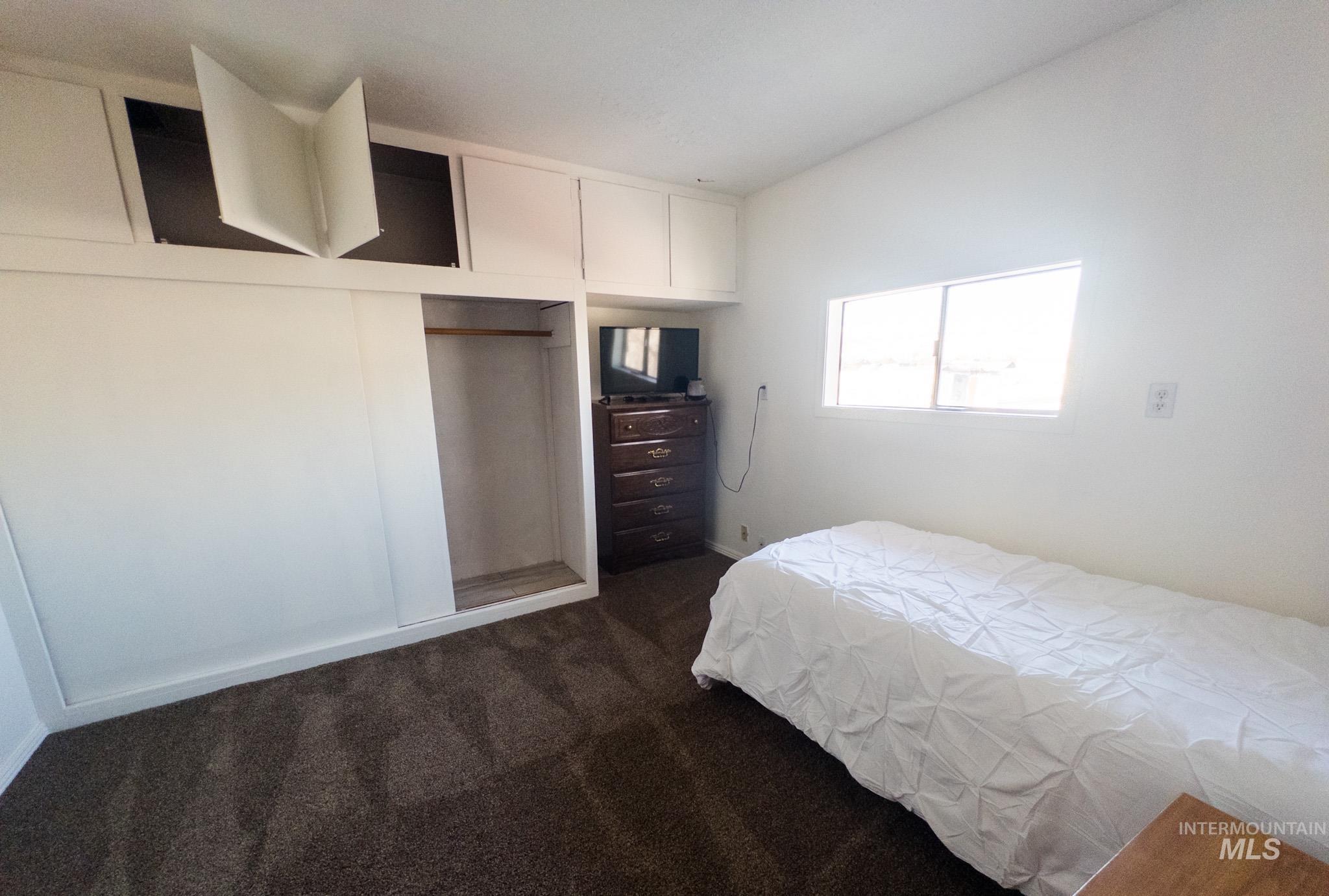 140 S Railroad St Property Photo 35