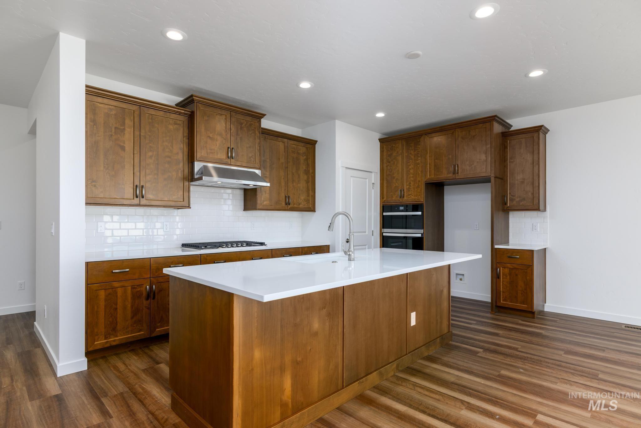 15338 Blue Pinion Ave Property Photo 8