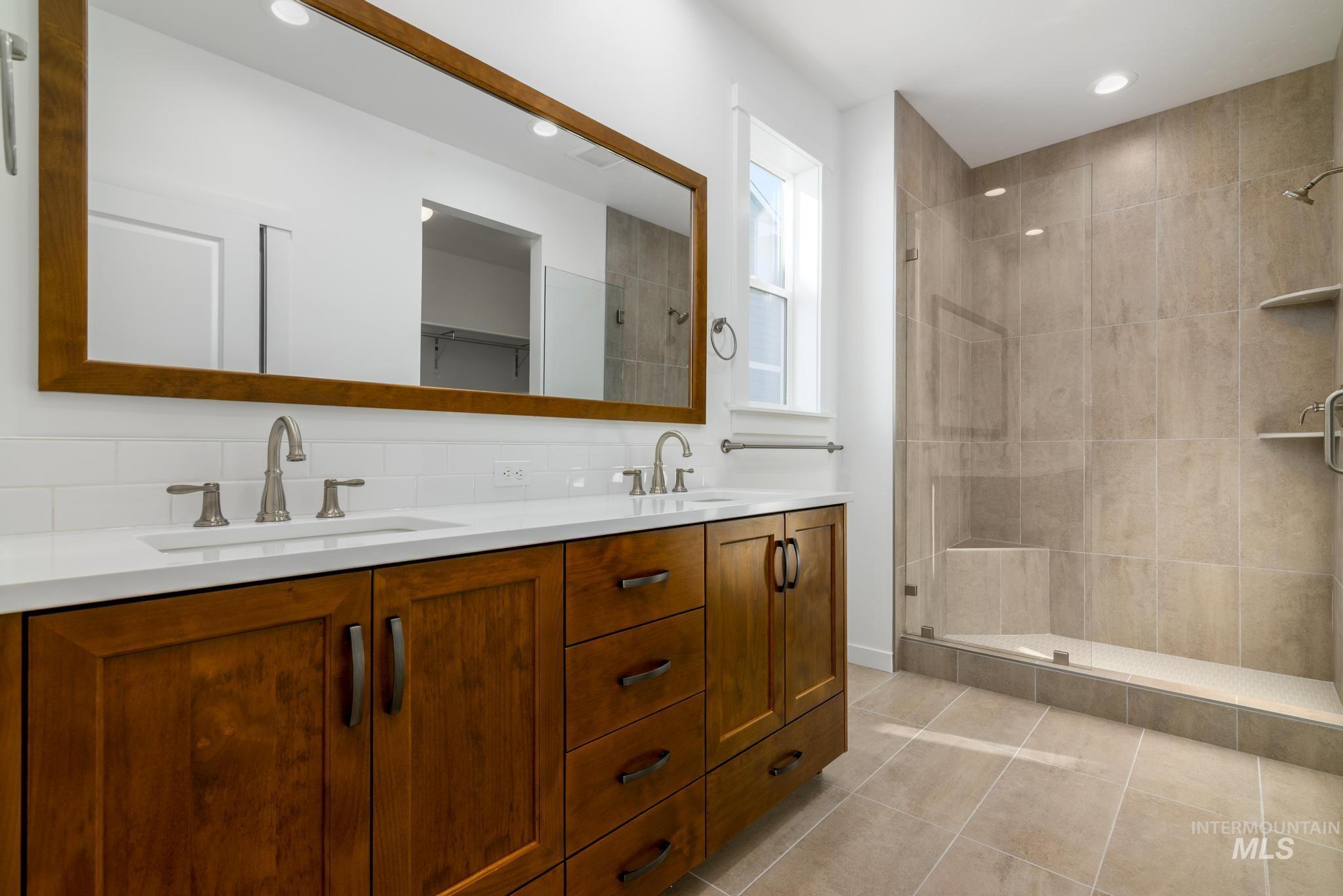 15338 Blue Pinion Ave Property Photo 15