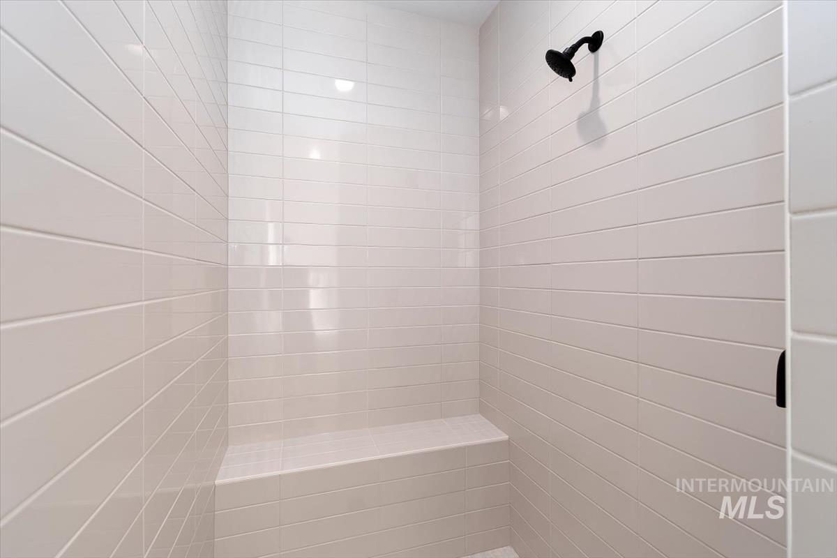 11218 S Corballis Ln Property Photo 29