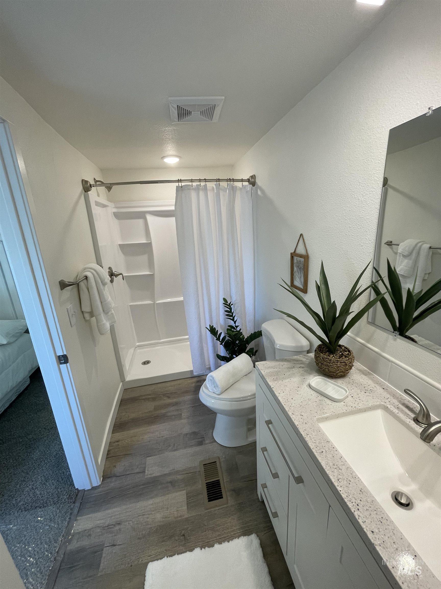 431 Mesquite St Property Photo 13