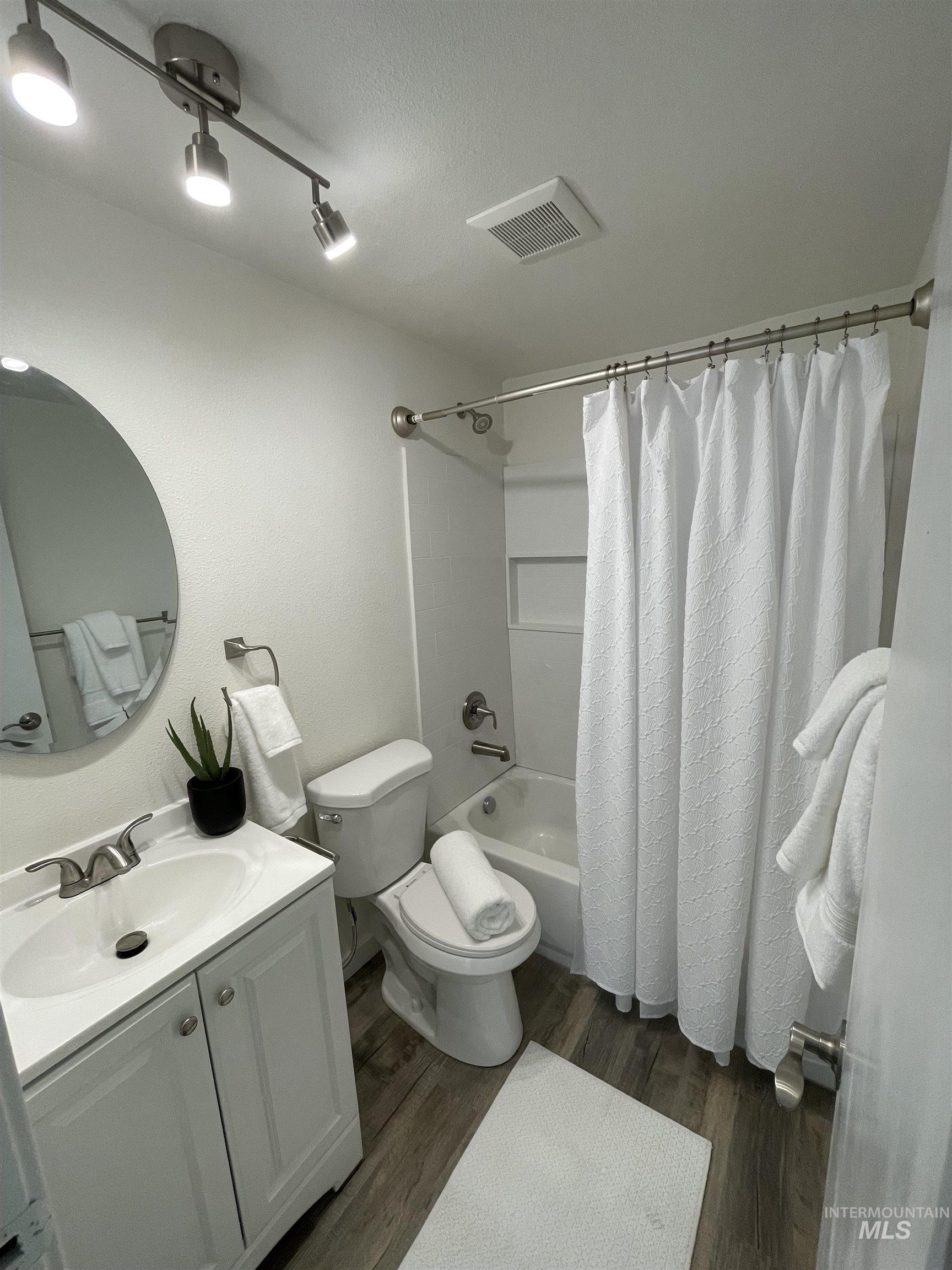 431 Mesquite St Property Photo 17
