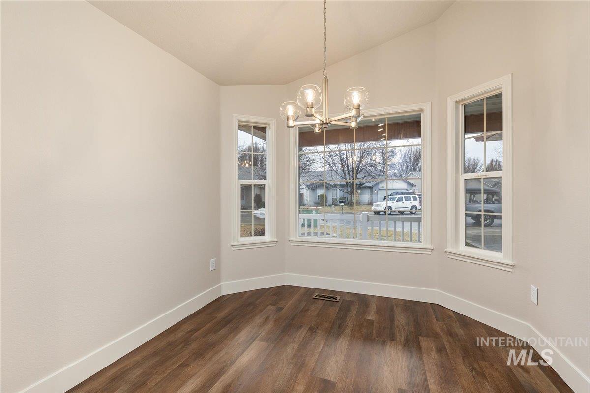 4112 W Cherrytree Ct Property Photo 7