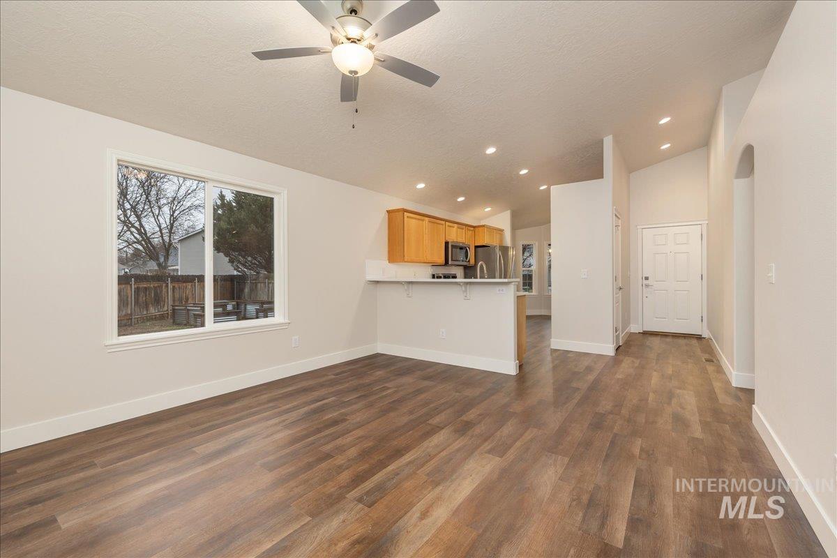 4112 W Cherrytree Ct Property Photo 8