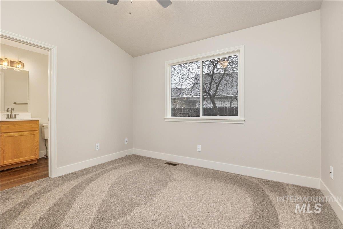 4112 W Cherrytree Ct Property Photo 19