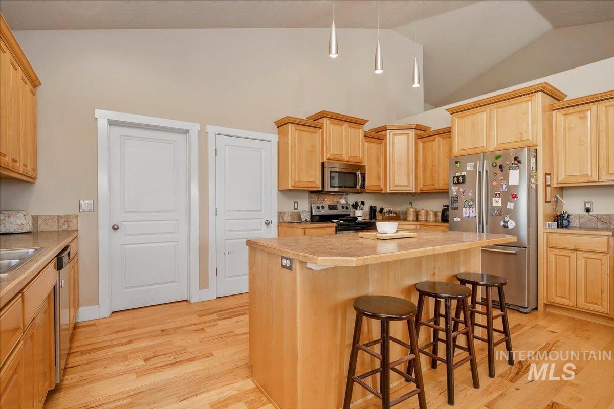 12456 Karcher Rd Property Photo 17