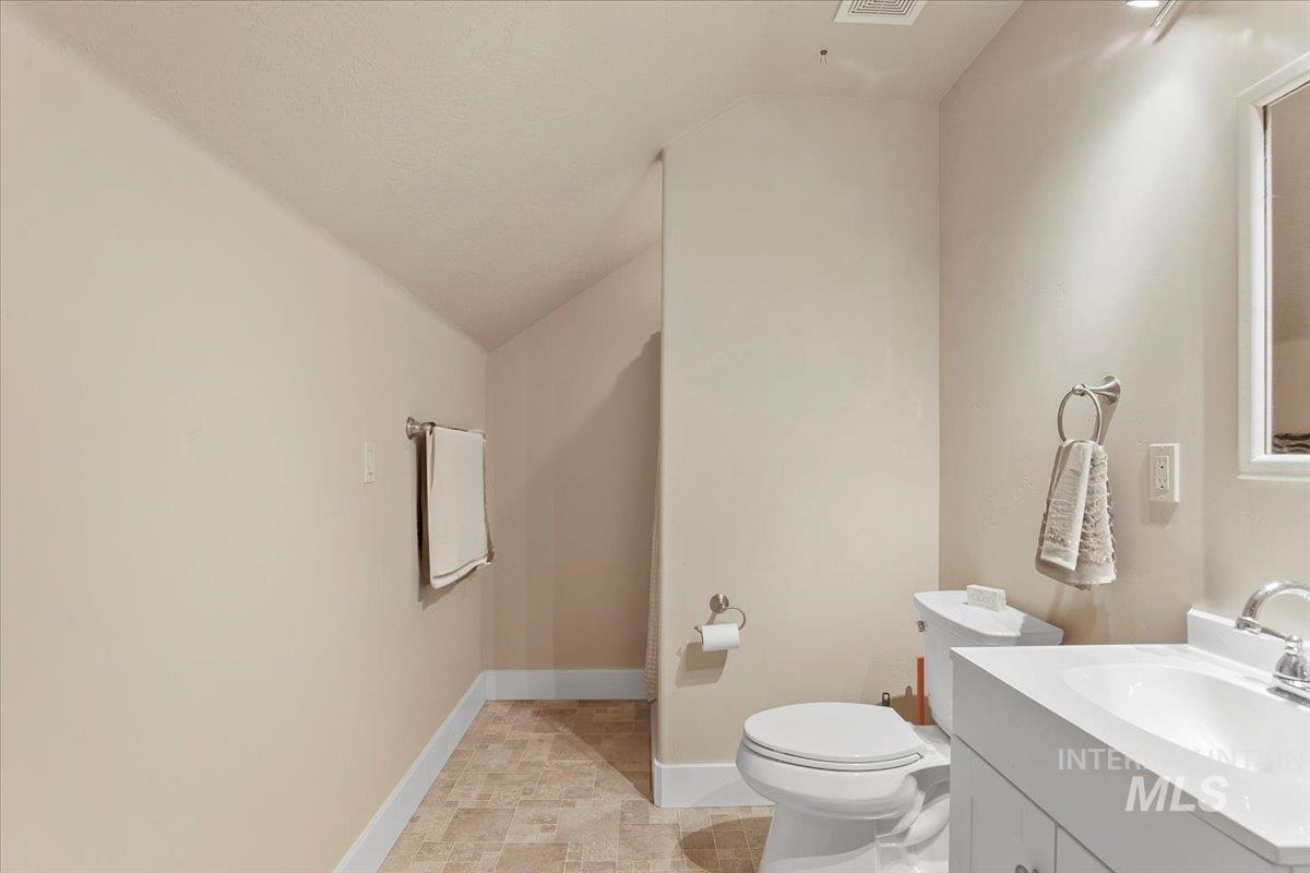 12456 Karcher Rd Property Photo 32