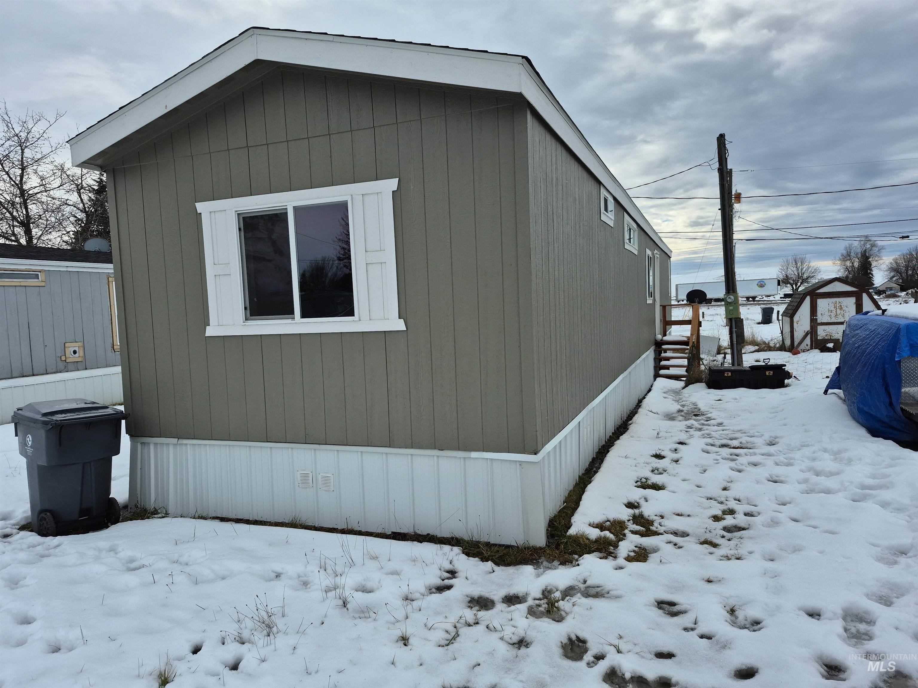 331 E Walnut Ave., # G Property Photo 2