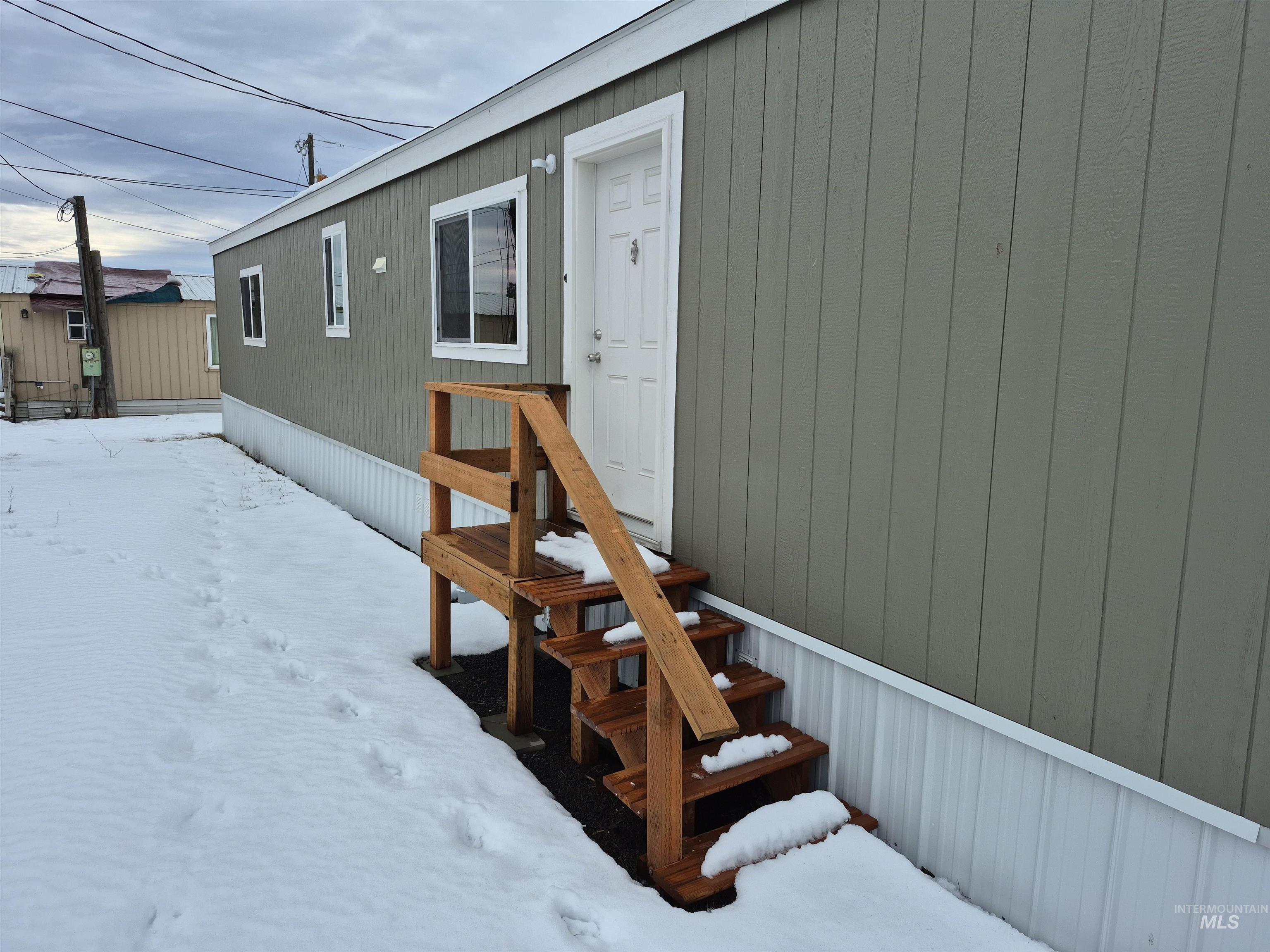 331 E Walnut Ave., # G Property Photo 3