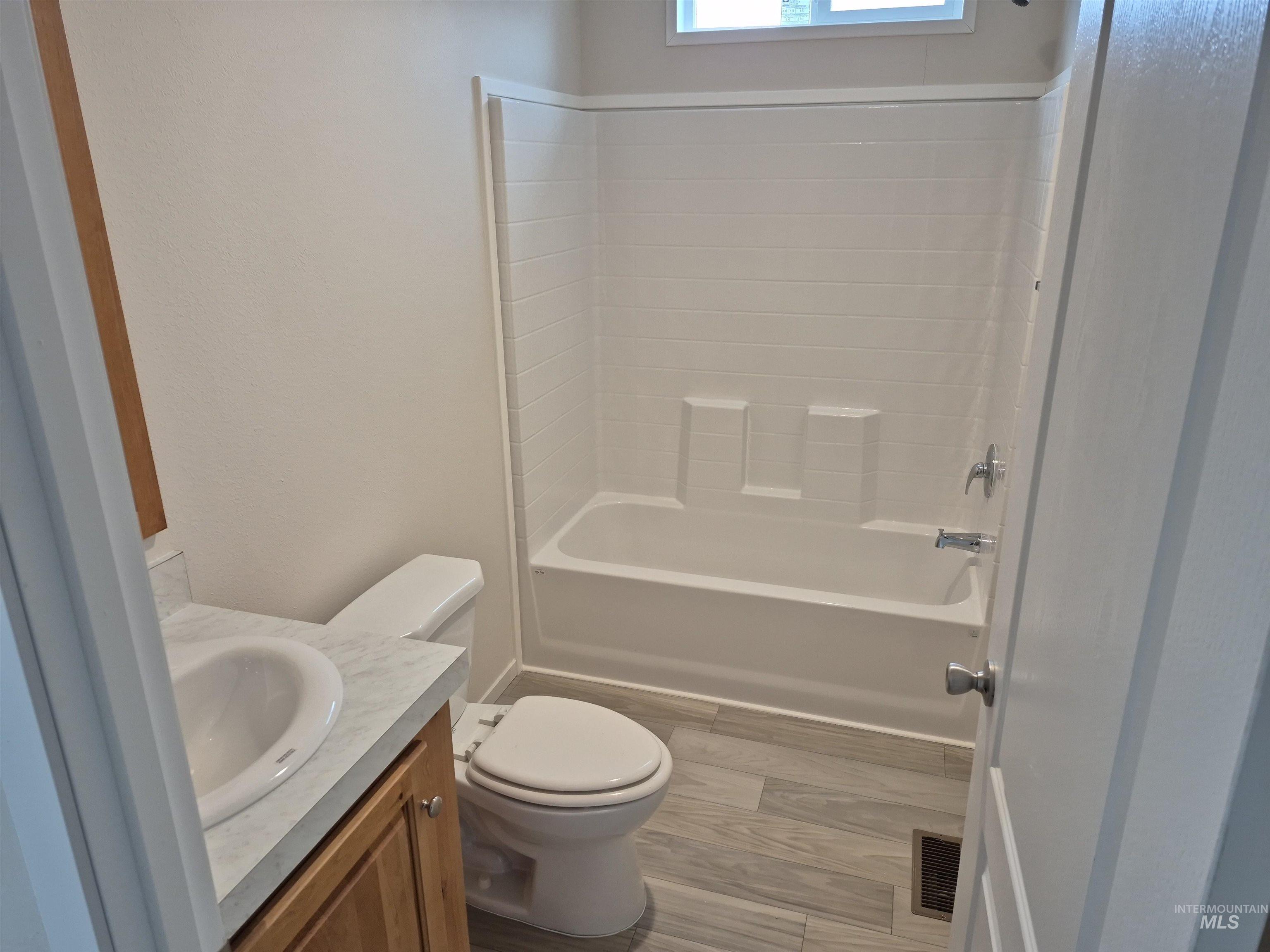 331 E Walnut Ave., # G Property Photo 15
