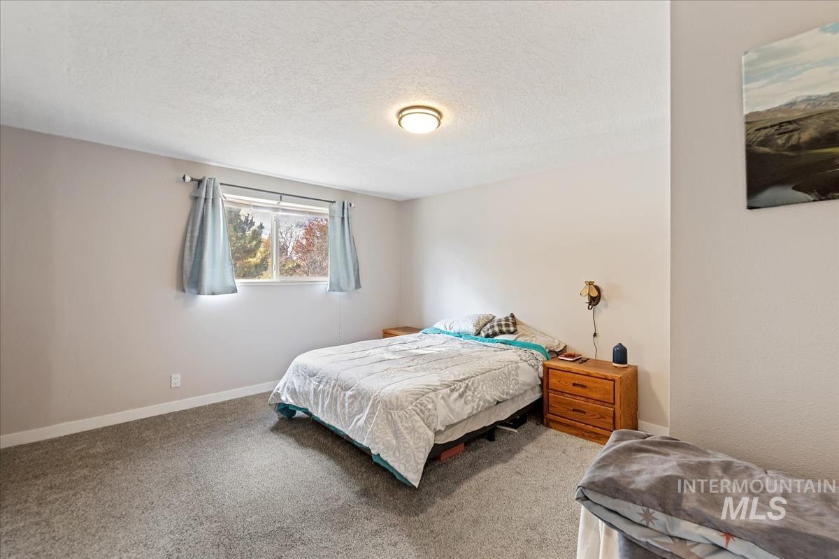 12374 W Goldenrod Ave Property Photo 18