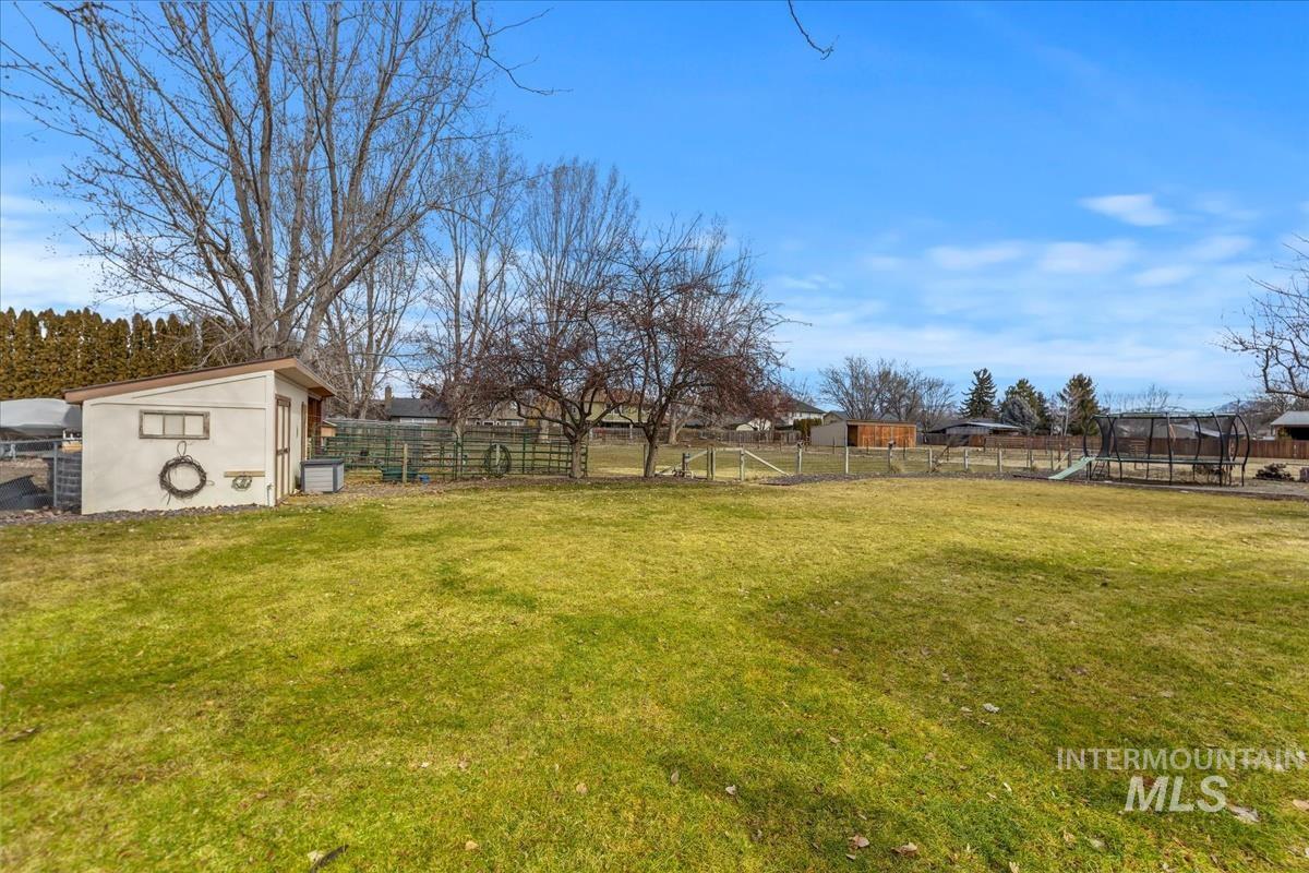 12374 W Goldenrod Ave Property Photo 26