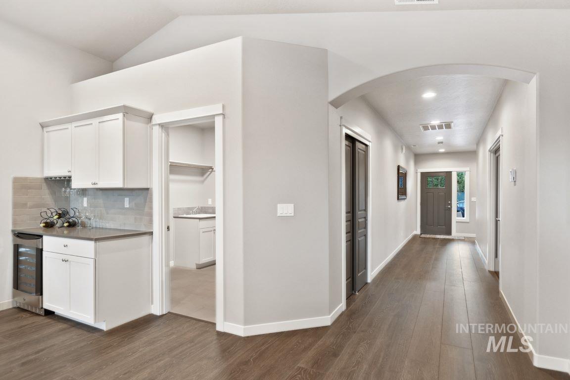 17761 N Onaway Ave. Property Photo 2