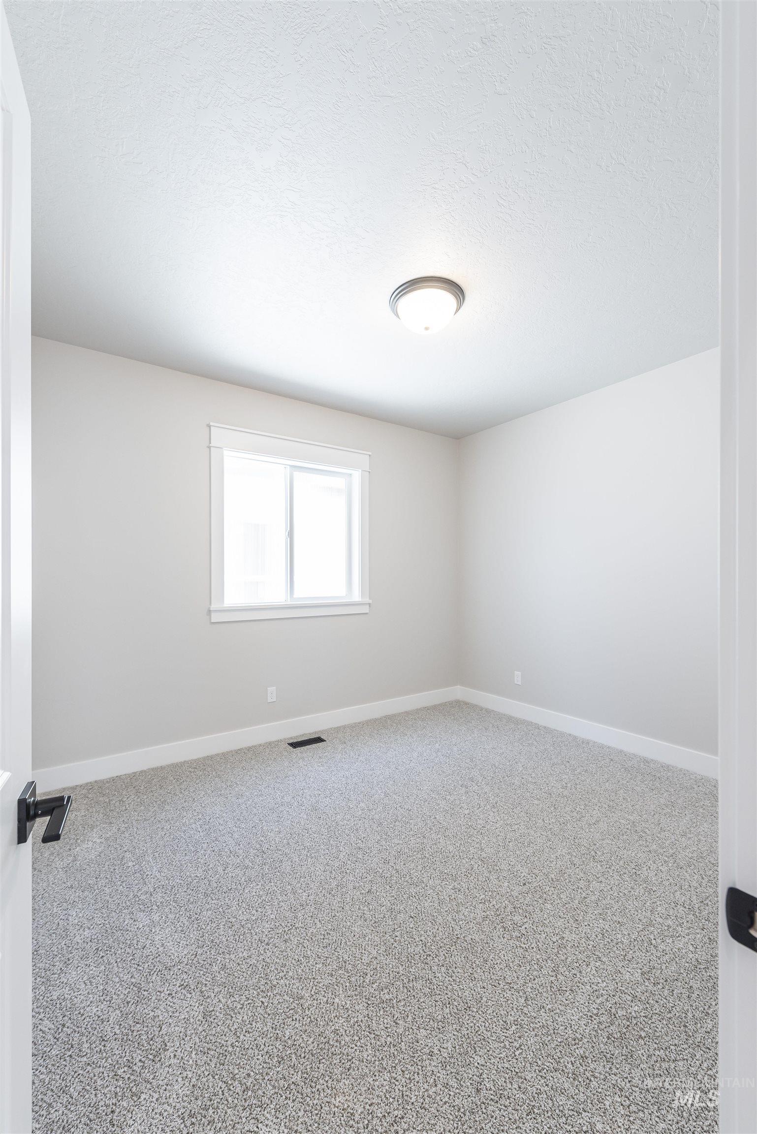 2281 E Hidcote St. Property Photo 19