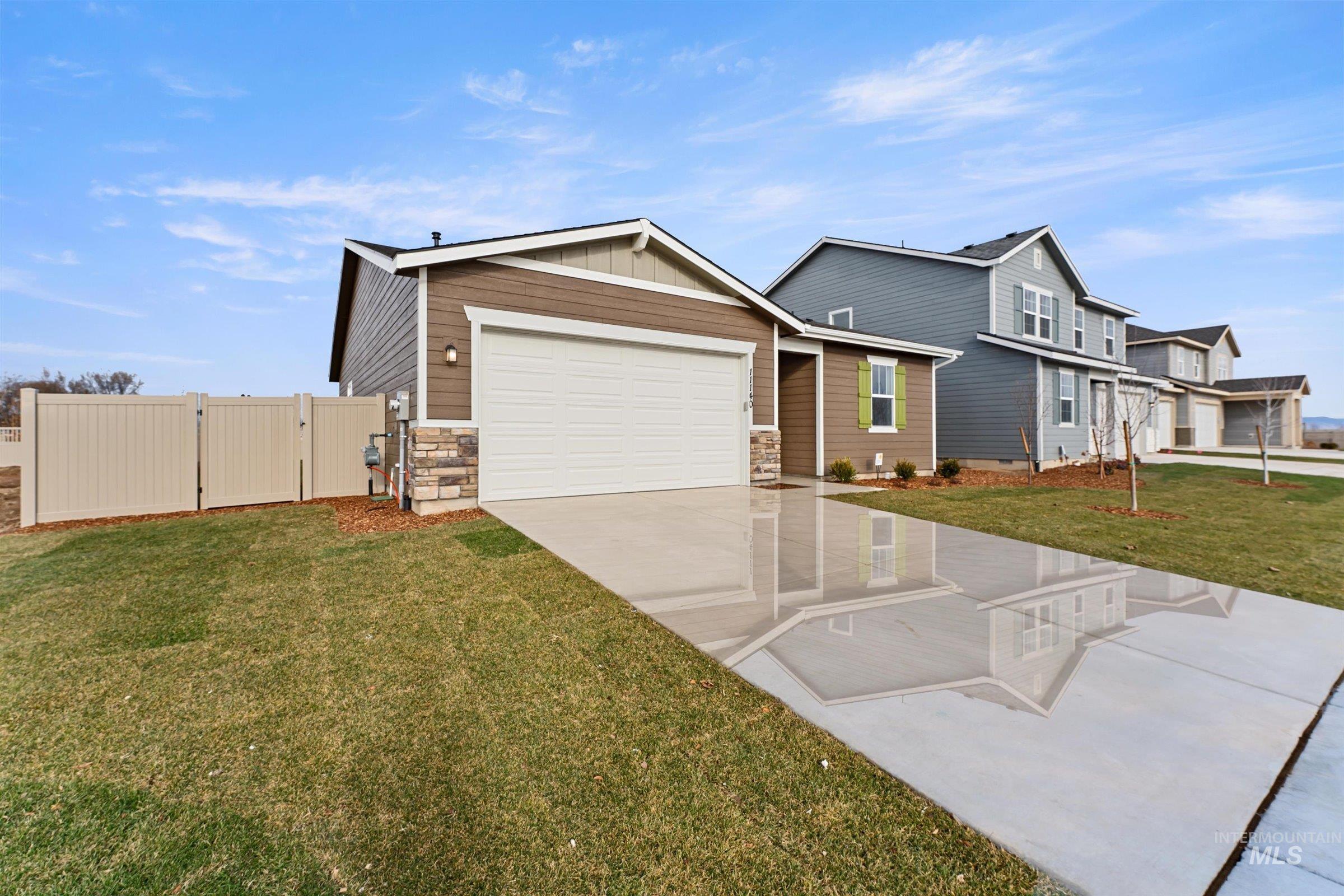 11187 Overhang St Property Photo 3