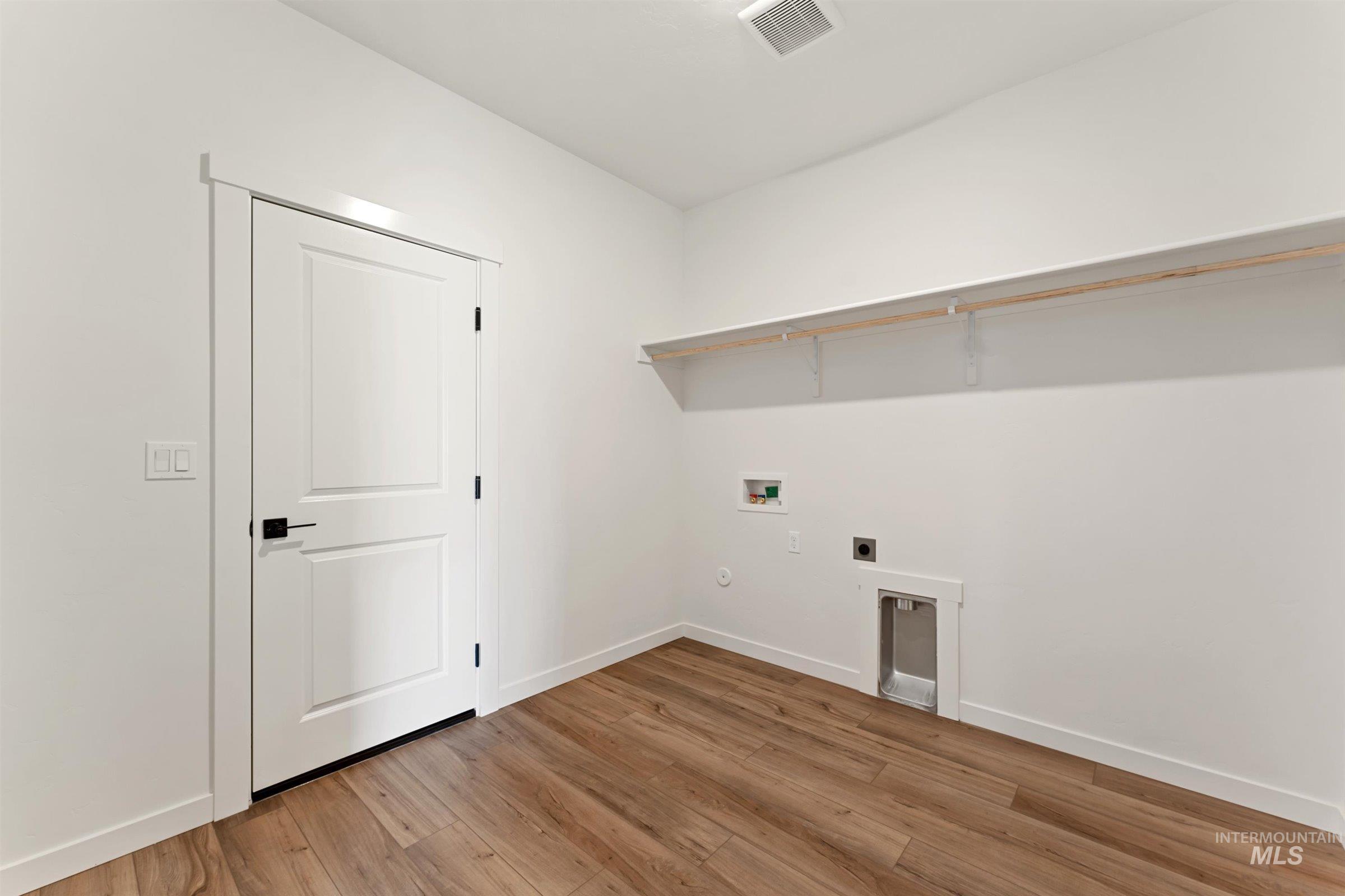 11187 Overhang St Property Photo 19
