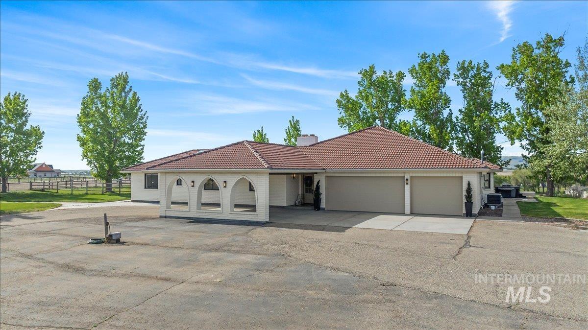 4282 Hogg Rd Property Photo