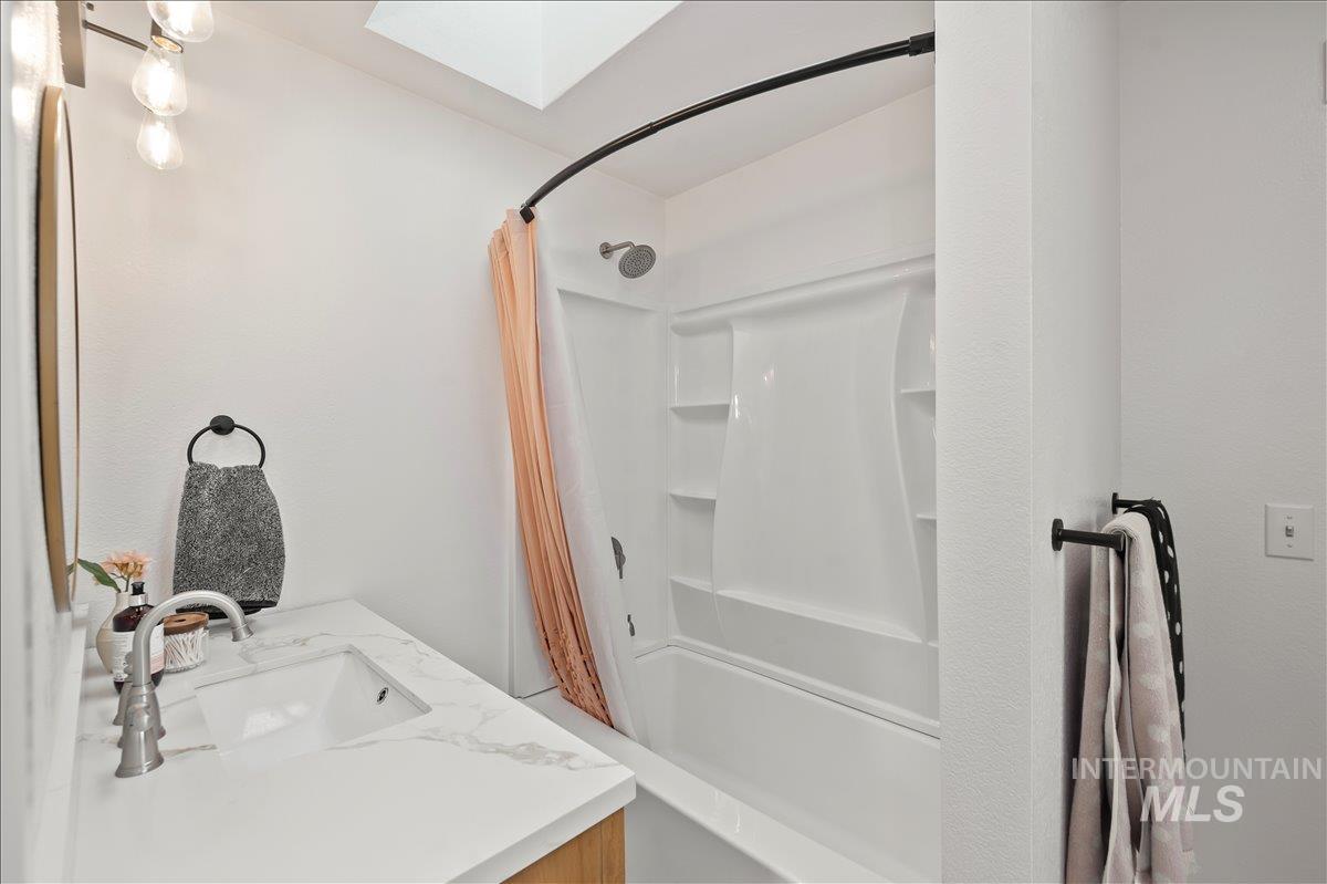 4282 Hogg Rd Property Photo 14