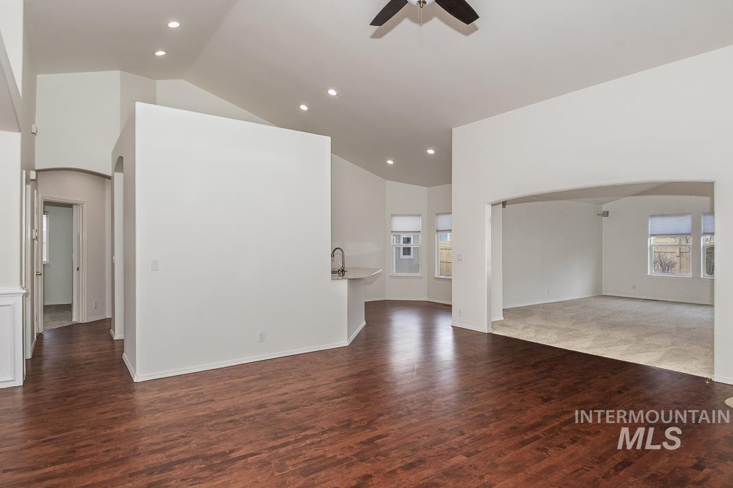 4588 W Moon Lake Drive Property Photo 11